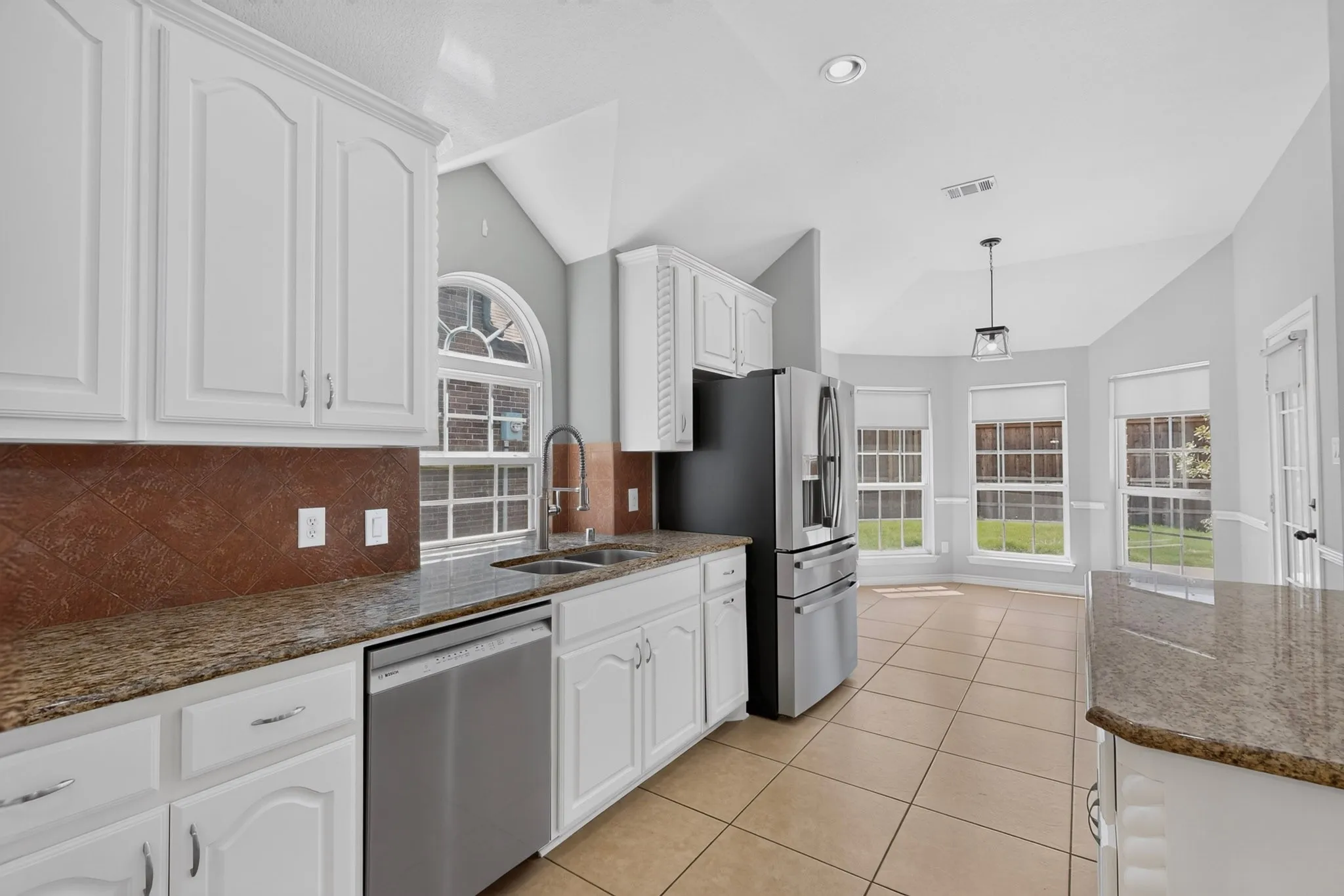 Single Family Residence For Rent in Denton County , 13237 Janet Drive, Frisco, Texas 75033, 3 Bedroom, 2 Bathroom, 2 Garage spaces, 1,902 Sqft, built in 2011, mls#21377983, Real Estate Agent in Frisco, Homes For Rent in Denton county, Homes For Rent in Frisco, Realtor in Frisco Texas, Real Estate Brokerage Independent Realty Texas, Luminita Cordes Realtor
