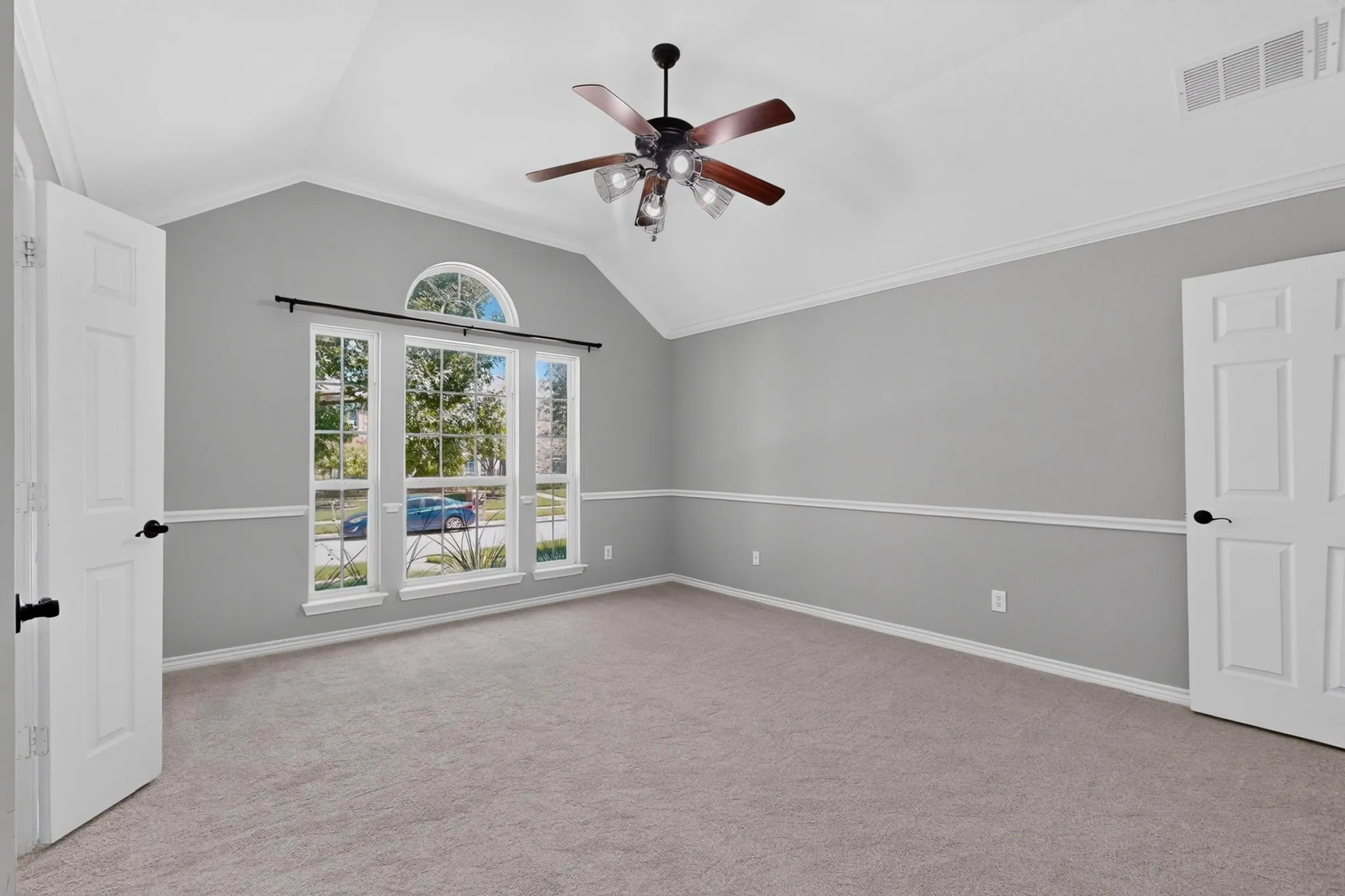 Single Family Residence For Rent in Denton County , 13237 Janet Drive, Frisco, Texas 75033, 3 Bedroom, 2 Bathroom, 2 Garage spaces, 1,902 Sqft, built in 2011, mls#21377983, Real Estate Agent in Frisco, Homes For Rent in Denton county, Homes For Rent in Frisco, Realtor in Frisco Texas, Real Estate Brokerage Independent Realty Texas, Luminita Cordes Realtor