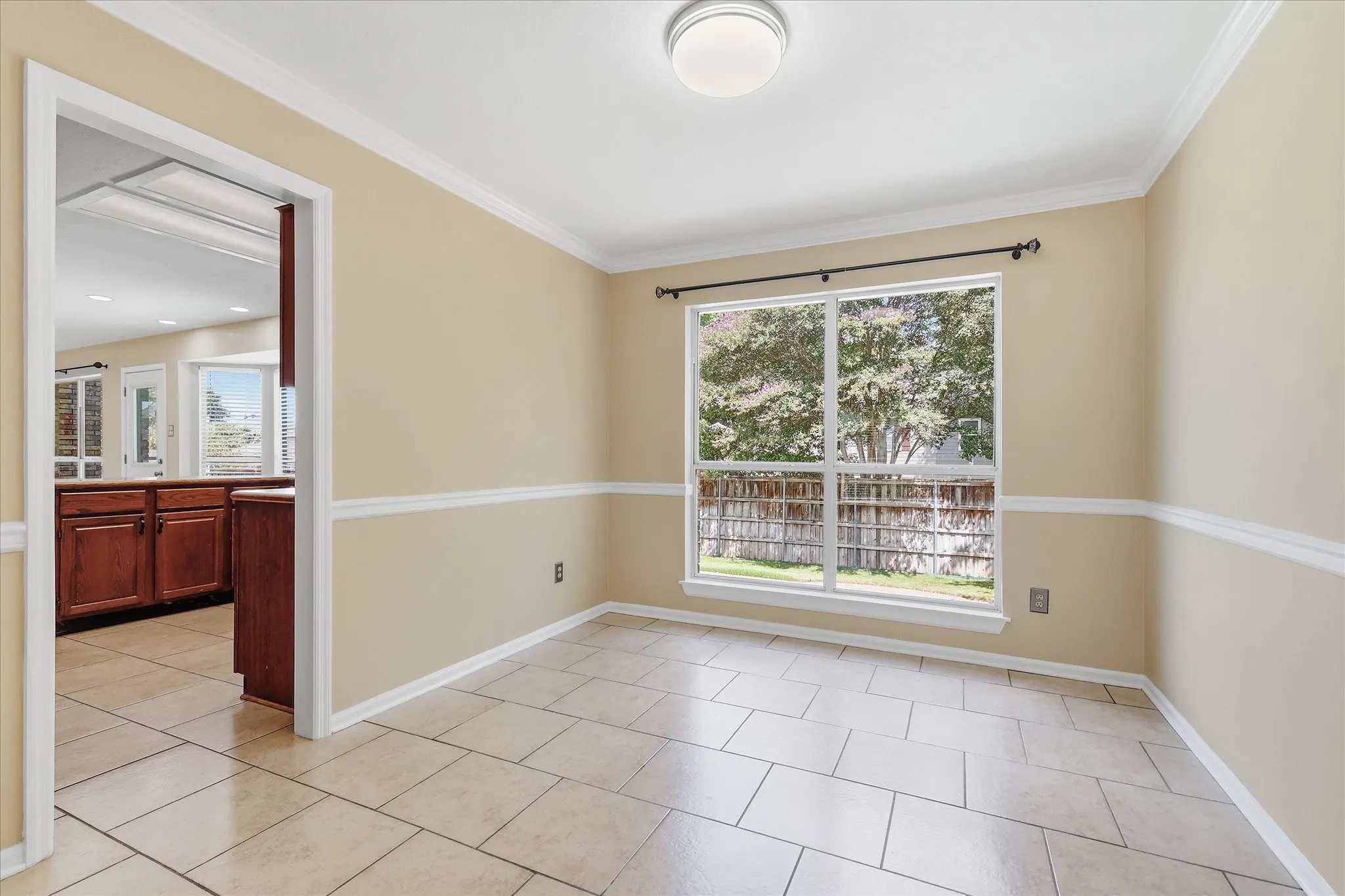 Single Family Residence For Sale in Denton County , 1636 Fuqua Drive, Flower Mound, Texas 75028, 4 Bedroom, 3 Bathroom, 2 Garage spaces, 2,730 Sqft, built in 1989, mls#21376731, Real Estate Agent in Flower Mound, Homes For Sale in Denton county, Homes For Sale in Flower Mound, Realtor in Flower Mound Texas, Real Estate Brokerage Independent Realty Texas, Luminita Cordes Realtor