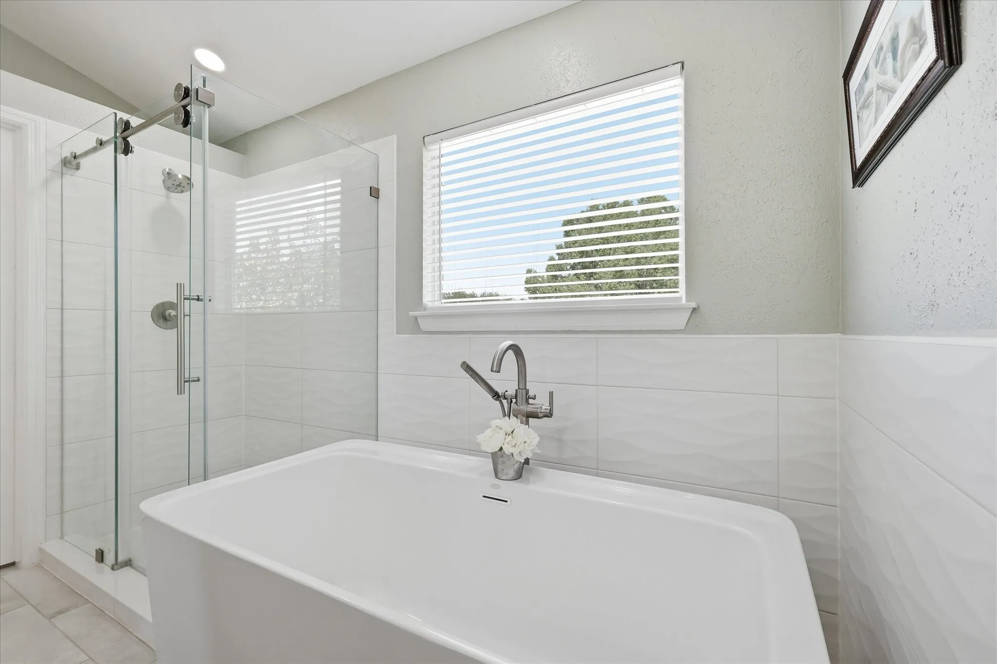 Single Family Residence For Sale in Denton County , 1636 Fuqua Drive, Flower Mound, Texas 75028, 4 Bedroom, 3 Bathroom, 2 Garage spaces, 2,730 Sqft, built in 1989, mls#21376731, Real Estate Agent in Flower Mound, Homes For Sale in Denton county, Homes For Sale in Flower Mound, Realtor in Flower Mound Texas, Real Estate Brokerage Independent Realty Texas, Luminita Cordes Realtor