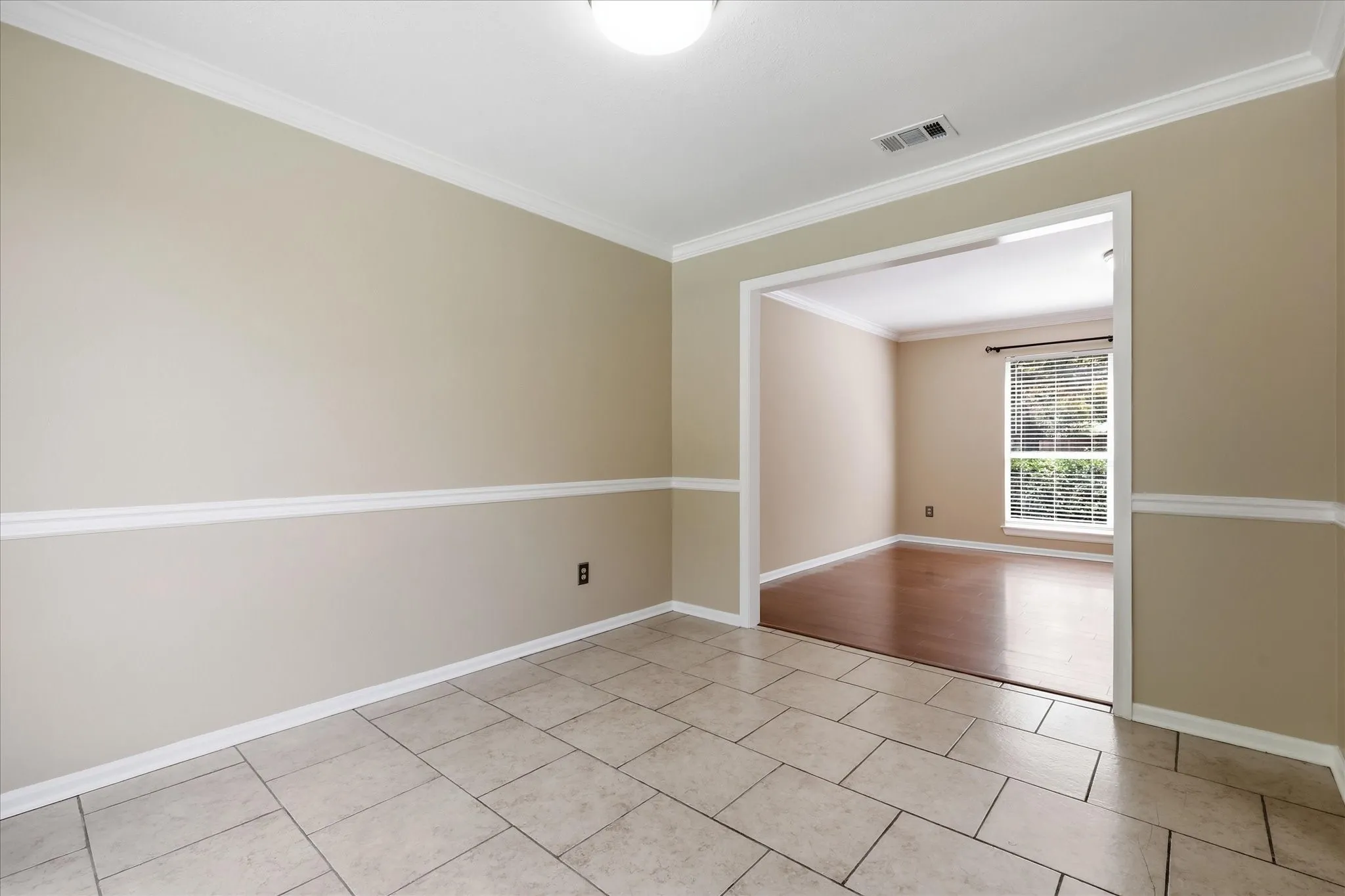 Single Family Residence For Sale in Denton County , 1636 Fuqua Drive, Flower Mound, Texas 75028, 4 Bedroom, 3 Bathroom, 2 Garage spaces, 2,730 Sqft, built in 1989, mls#21376731, Real Estate Agent in Flower Mound, Homes For Sale in Denton county, Homes For Sale in Flower Mound, Realtor in Flower Mound Texas, Real Estate Brokerage Independent Realty Texas, Luminita Cordes Realtor