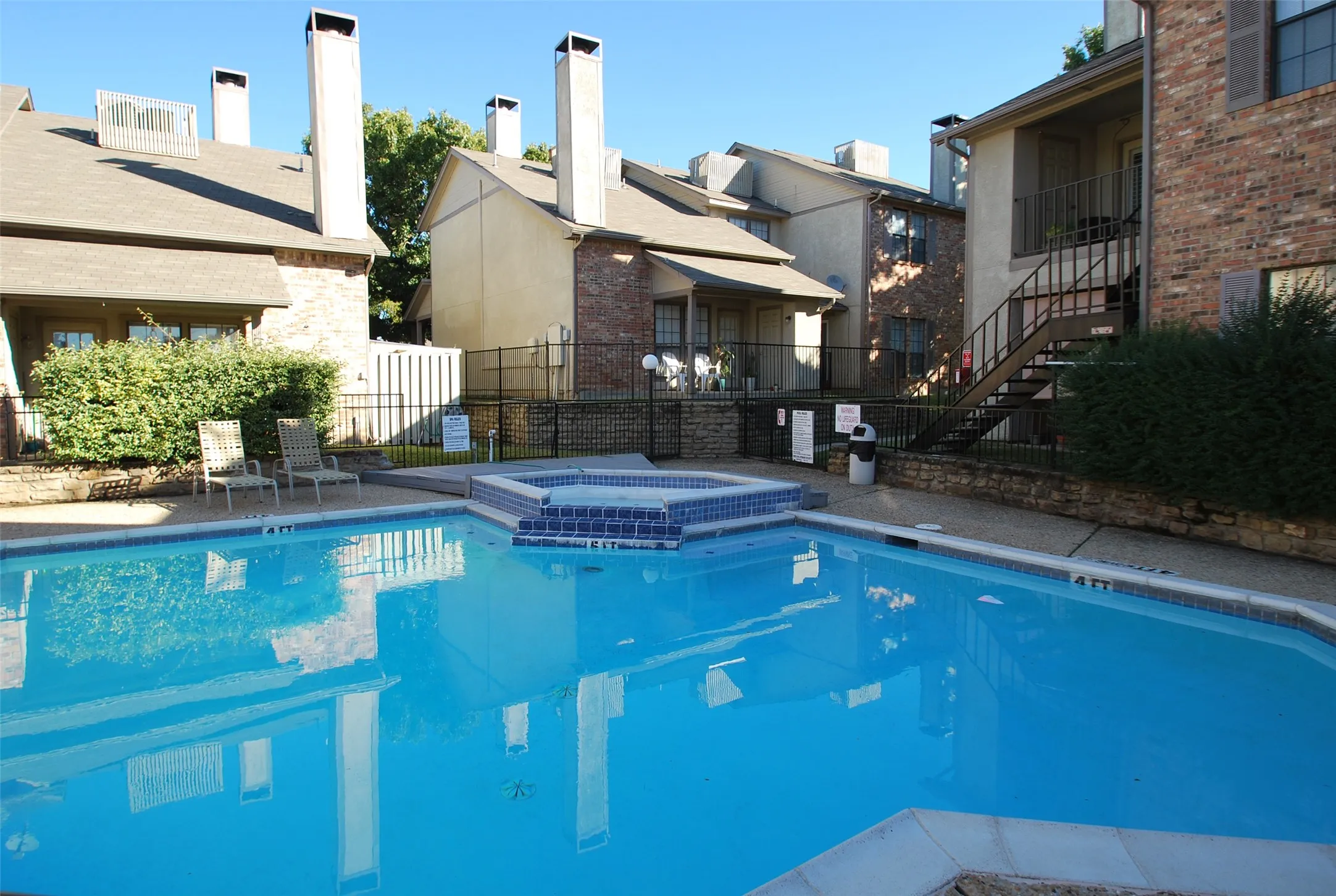 Condominium For Sale in Dallas County , 2835 Keller Springs Road 805, Carrollton, Texas 75006, 2 Bedroom, 3 Bathroom, Garage spaces, 1,225 Sqft, built in 1982, mls#21378057, Real Estate Agent in Carrollton, Homes For Sale in Dallas county, Homes For Sale in Carrollton, Realtor in Carrollton Texas, Real Estate Brokerage Independent Realty Texas, Luminita Cordes Realtor