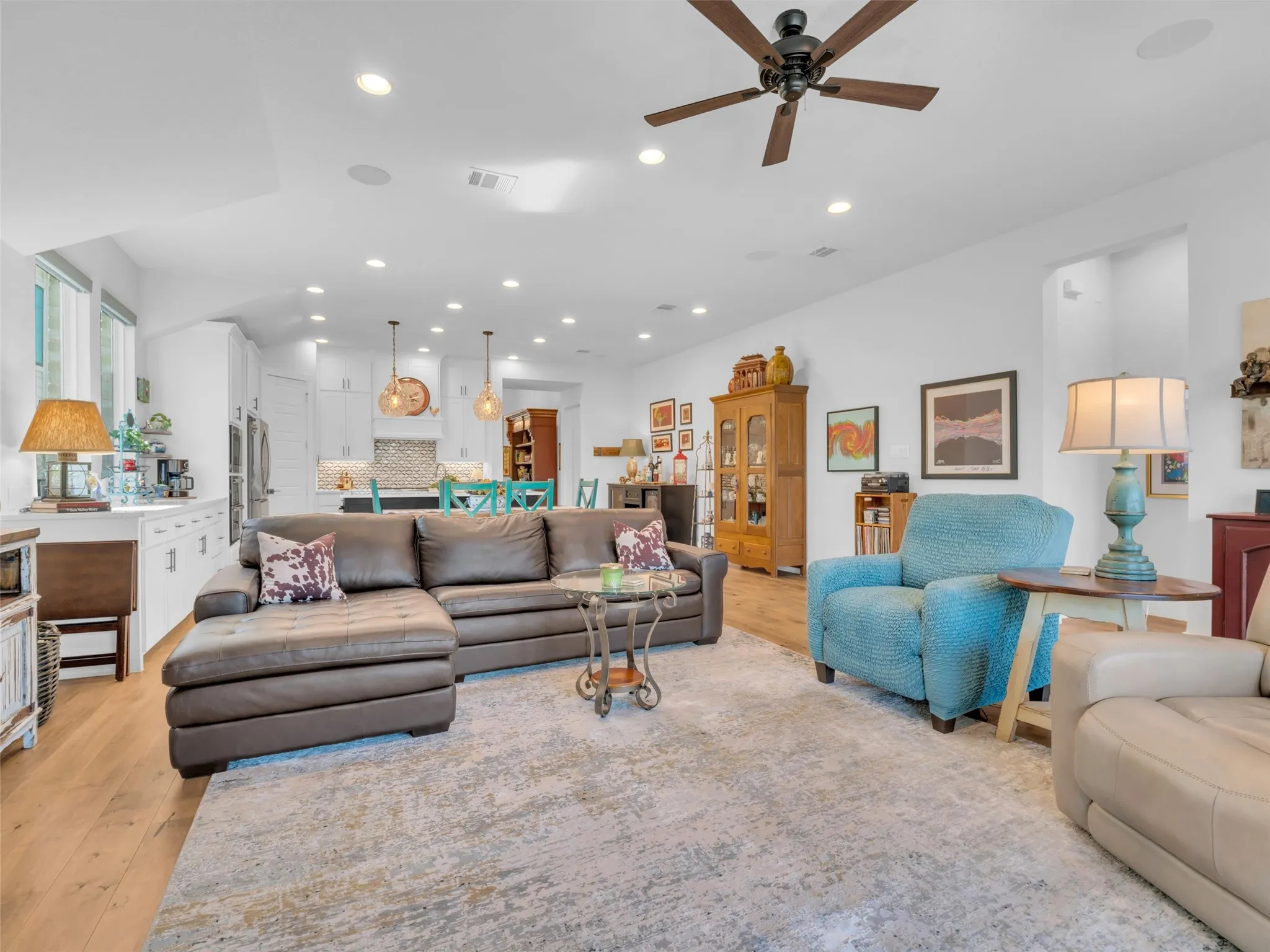 Single Family Residence For Sale in Parker County , 13244 Cedar Sage Trail, Fort Worth, Texas 76008, 4 Bedroom, 3 Bathroom, 3 Garage spaces, 2,776 Sqft, built in 2023, mls#21372132, Real Estate Agent in Fort Worth, Homes For Sale in Parker county, Homes For Sale in Fort Worth, Realtor in Fort Worth Texas, Real Estate Brokerage Independent Realty Texas, Luminita Cordes Realtor