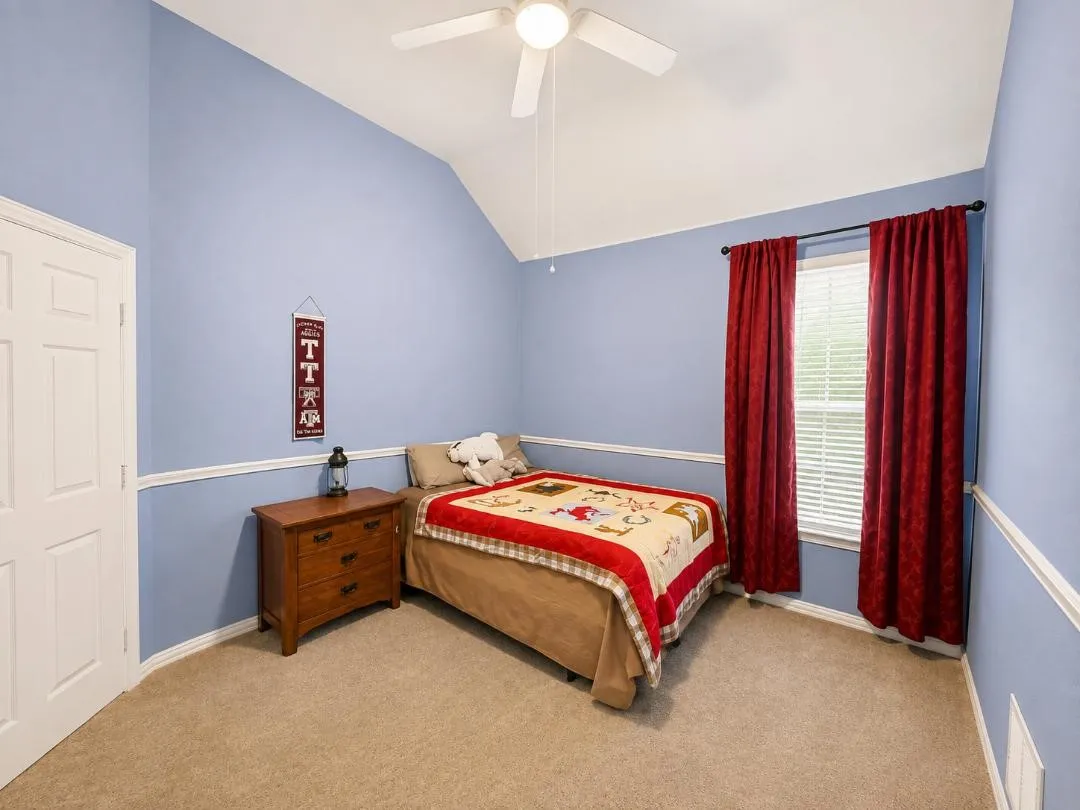 Single Family Residence For Sale in Collin County , 4305 Maize Drive, Plano, Texas 75093, 5 Bedroom, 4 Bathroom, 2 Garage spaces, 3,069 Sqft, built in 1996, mls#21376415, Real Estate Agent in Plano, Homes For Sale in Collin county, Homes For Sale in Plano, Realtor in Plano Texas, Real Estate Brokerage Independent Realty Texas, Luminita Cordes Realtor