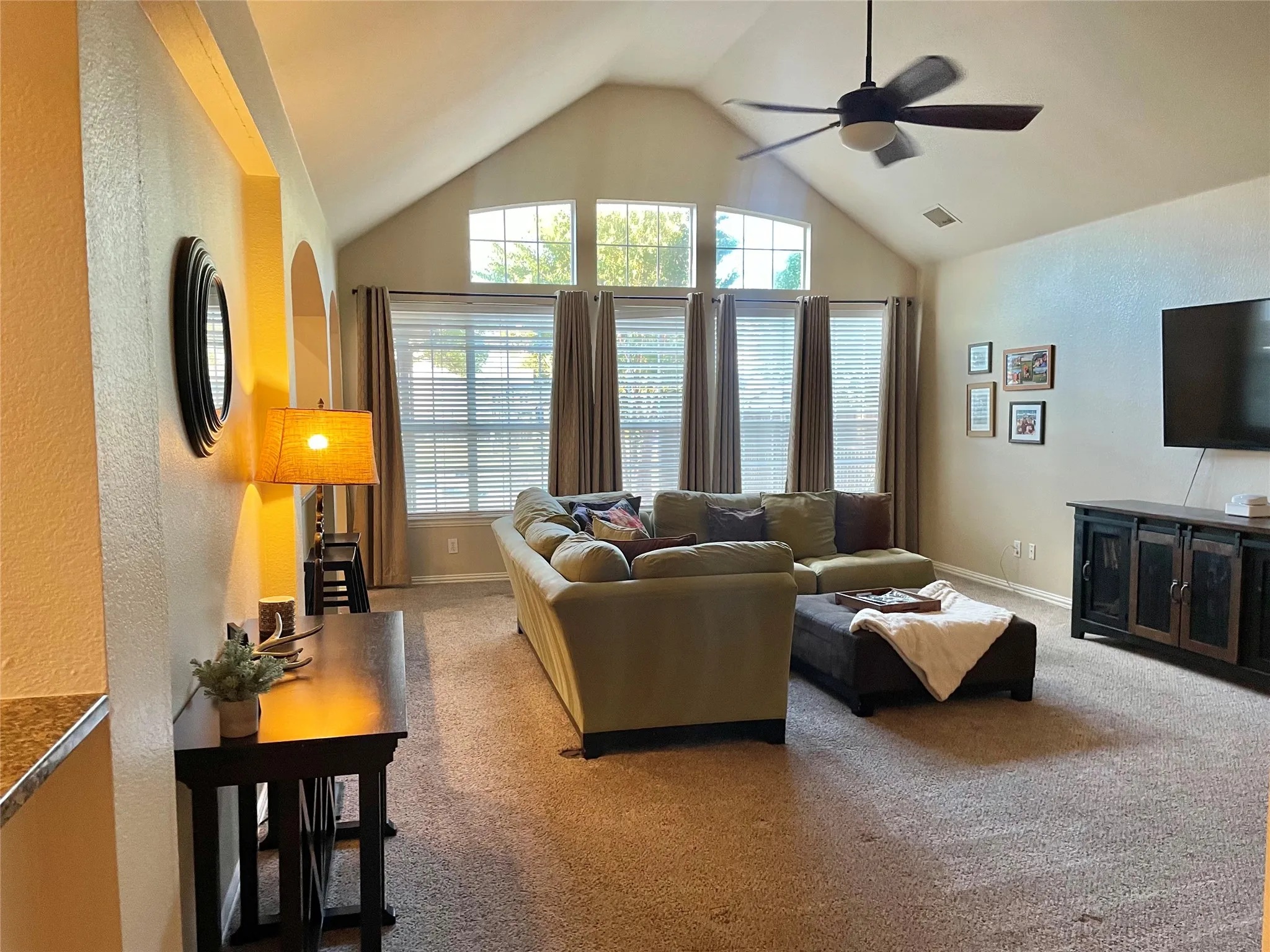 Single Family Residence For Sale in Collin County , 4305 Maize Drive, Plano, Texas 75093, 5 Bedroom, 4 Bathroom, 2 Garage spaces, 3,069 Sqft, built in 1996, mls#21376415, Real Estate Agent in Plano, Homes For Sale in Collin county, Homes For Sale in Plano, Realtor in Plano Texas, Real Estate Brokerage Independent Realty Texas, Luminita Cordes Realtor