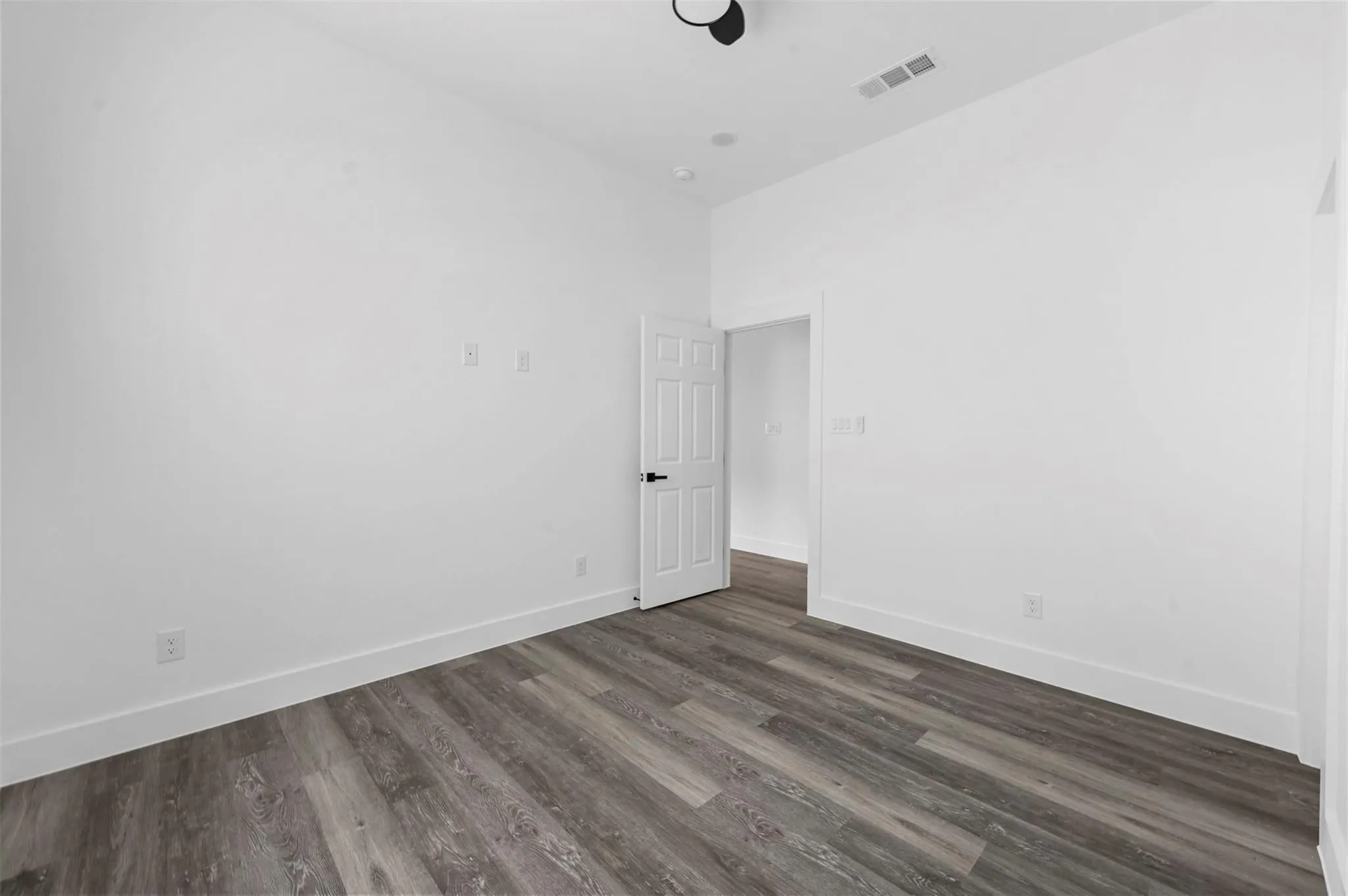 Duplex For Rent in Hunt County , 3018 Henry Street A, Greenville, Texas 75401, 3 Bedroom, 2 Bathroom, Garage spaces, 1,000 Sqft, built in 2024, mls#21378073, Real Estate Agent in Greenville, Homes For Rent in Hunt county, Homes For Rent in Greenville, Realtor in Greenville Texas, Real Estate Brokerage Independent Realty Texas, Luminita Cordes Realtor