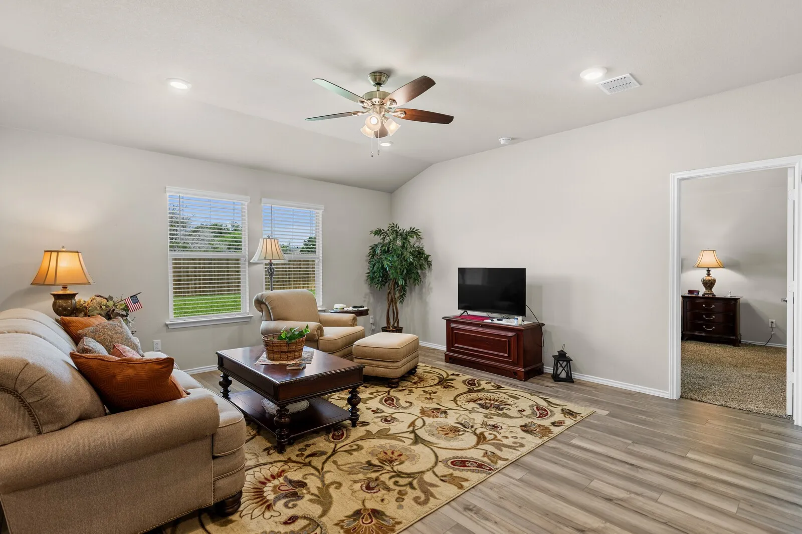 Single Family Residence For Sale in Mc Lennan County , 6929 Guadalupe Road, China Spring, Texas 76633, 4 Bedroom, 2 Bathroom, 2 Garage spaces, 1,800 Sqft, built in 2023, mls#21378064, Real Estate Agent in China Spring, Homes For Sale in Mc Lennan county, Homes For Sale in China Spring, Realtor in China Spring Texas, Real Estate Brokerage Independent Realty Texas, Luminita Cordes Realtor