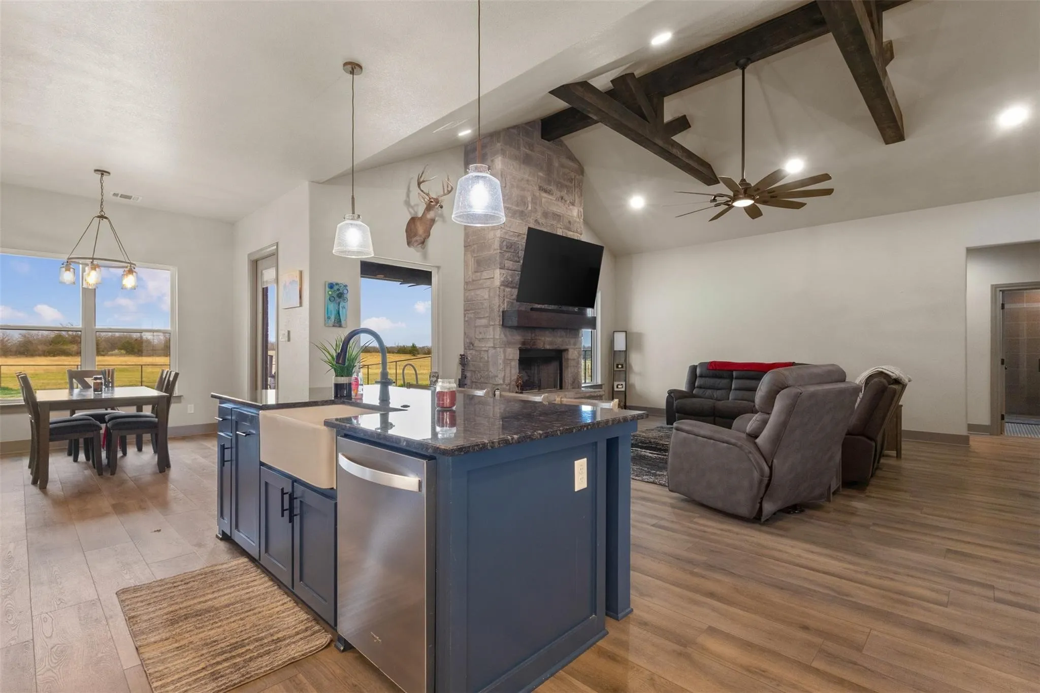 Single Family Residence For Sale in Wise County , 170 Rolling Hills Boulevard, Alvord, Texas 76225, 3 Bedroom, 4 Bathroom, Garage spaces, 2,384 Sqft, built in 2022, mls#21377322, Real Estate Agent in Alvord, Homes For Sale in Wise county, Homes For Sale in Alvord, Realtor in Alvord Texas, Real Estate Brokerage Independent Realty Texas, Luminita Cordes Realtor
