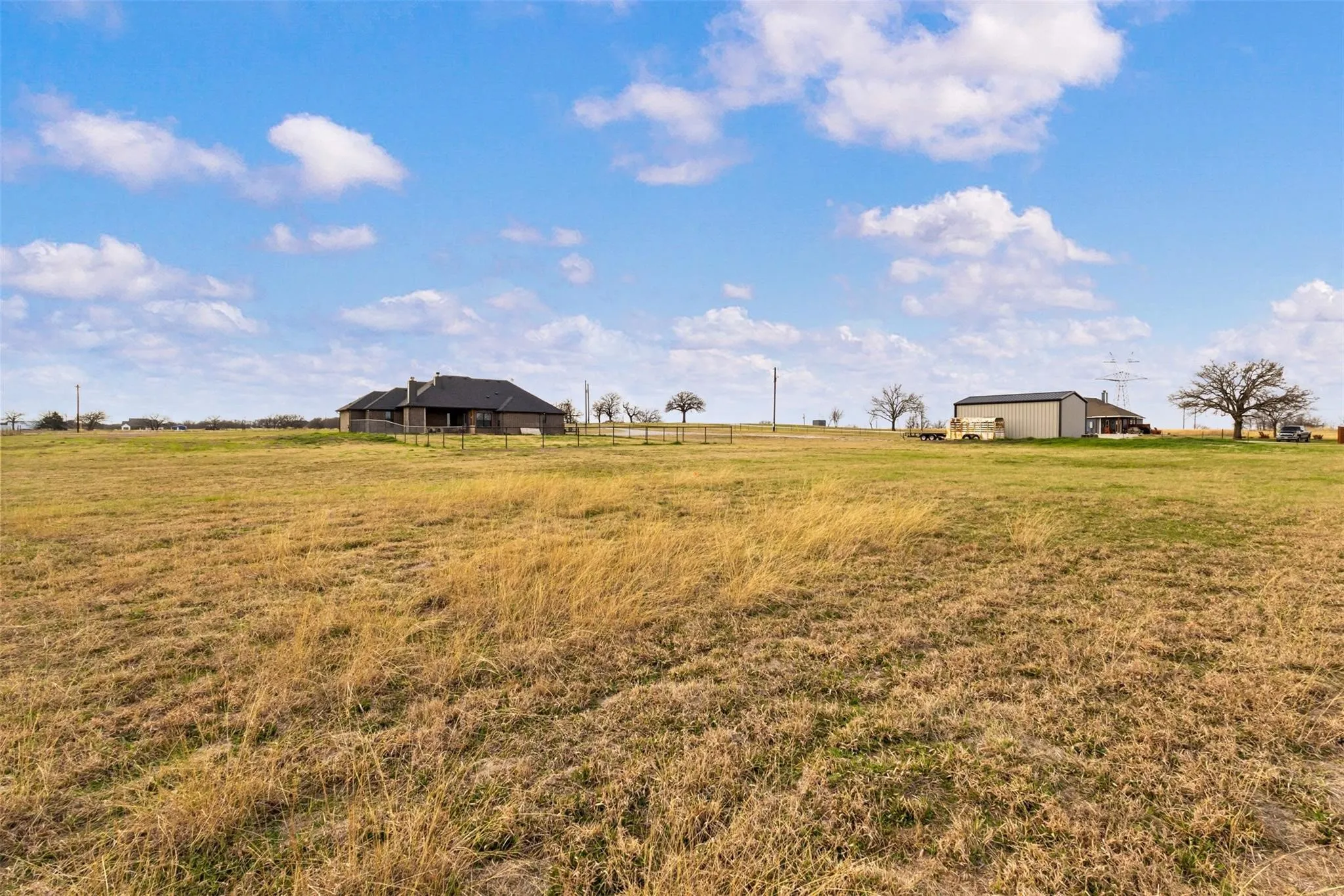 Single Family Residence For Sale in Wise County , 170 Rolling Hills Boulevard, Alvord, Texas 76225, 3 Bedroom, 4 Bathroom, Garage spaces, 2,384 Sqft, built in 2022, mls#21377322, Real Estate Agent in Alvord, Homes For Sale in Wise county, Homes For Sale in Alvord, Realtor in Alvord Texas, Real Estate Brokerage Independent Realty Texas, Luminita Cordes Realtor