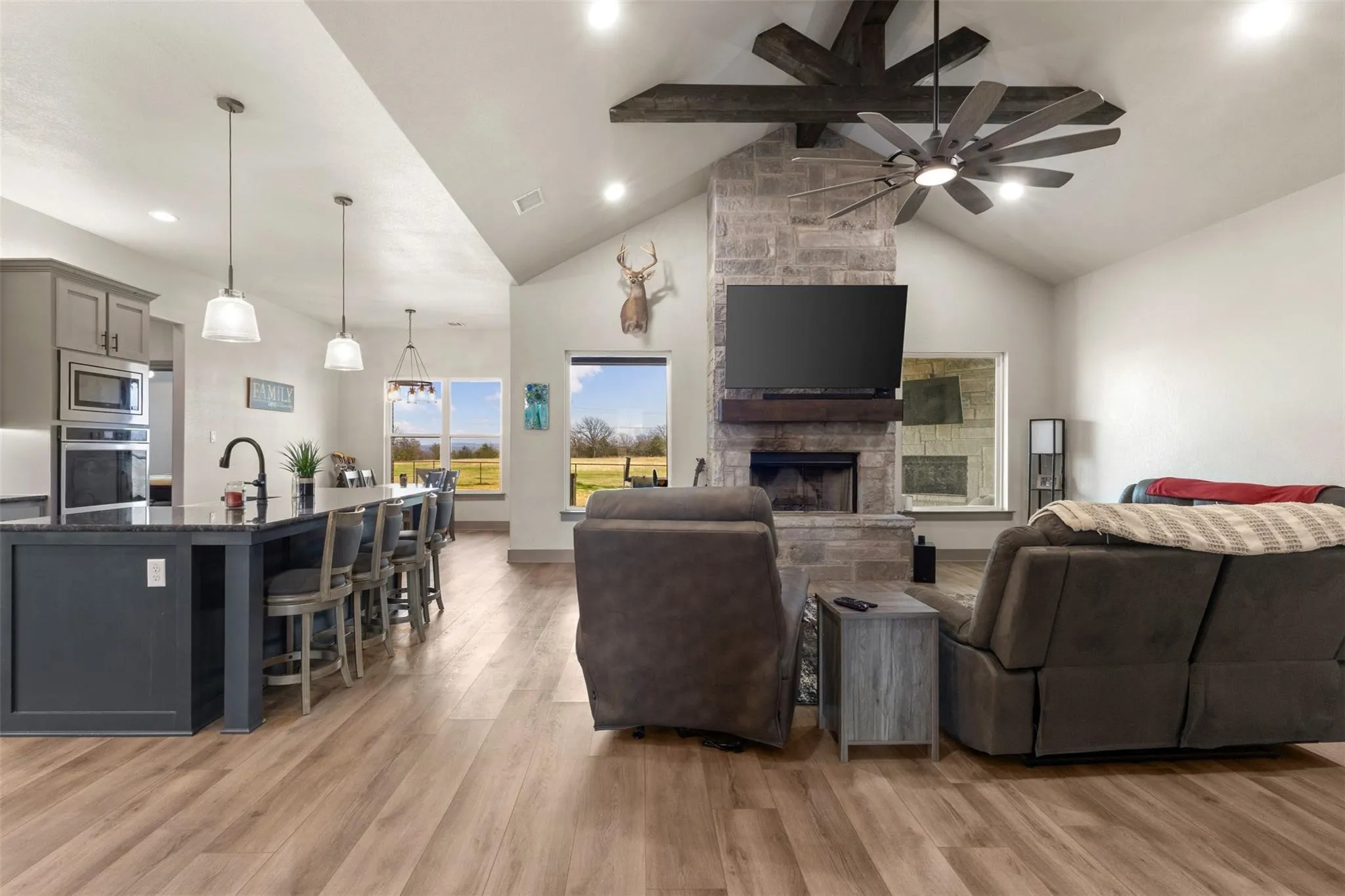 Single Family Residence For Sale in Wise County , 170 Rolling Hills Boulevard, Alvord, Texas 76225, 3 Bedroom, 4 Bathroom, Garage spaces, 2,384 Sqft, built in 2022, mls#21377322, Real Estate Agent in Alvord, Homes For Sale in Wise county, Homes For Sale in Alvord, Realtor in Alvord Texas, Real Estate Brokerage Independent Realty Texas, Luminita Cordes Realtor