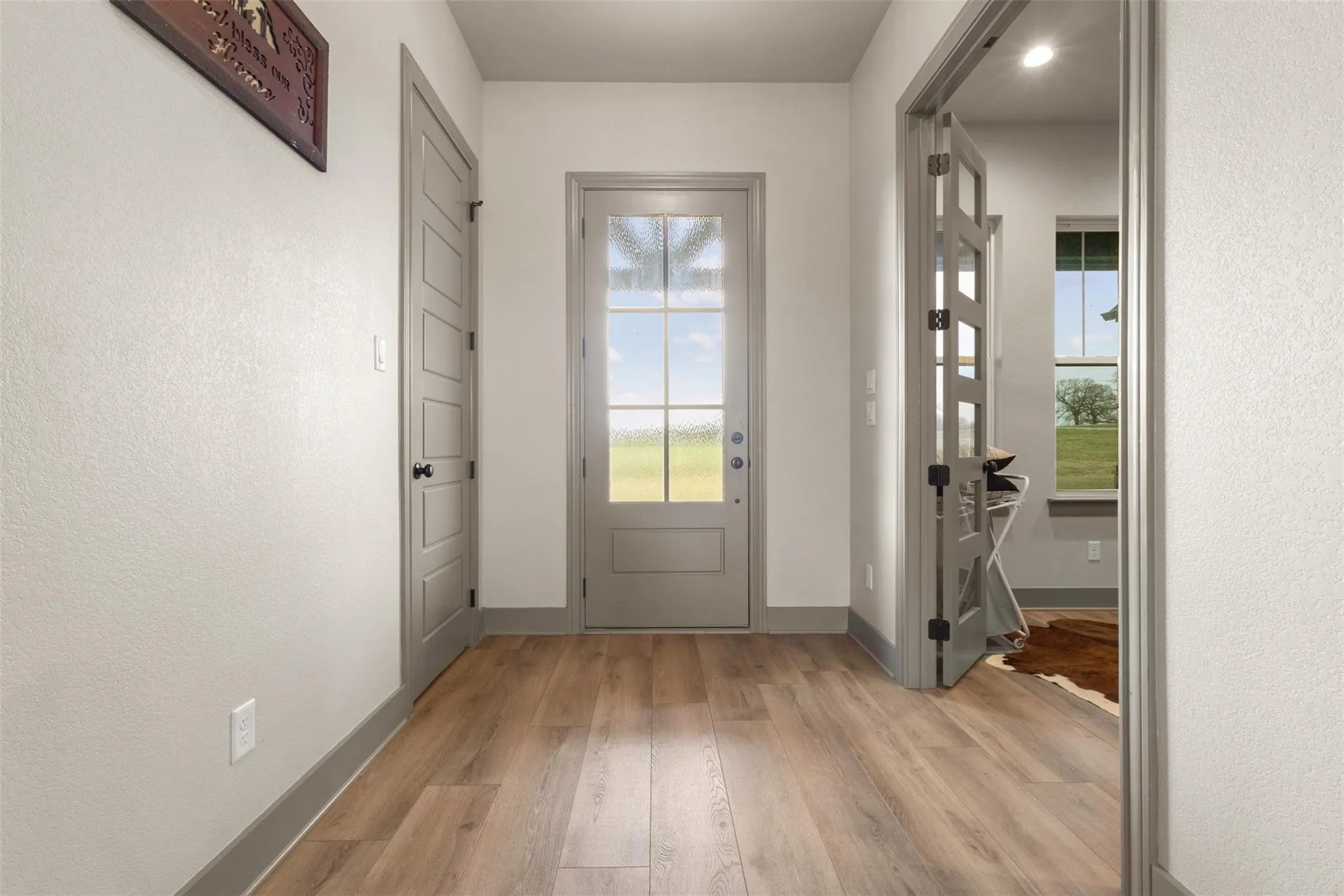 Single Family Residence For Sale in Wise County , 170 Rolling Hills Boulevard, Alvord, Texas 76225, 3 Bedroom, 4 Bathroom, Garage spaces, 2,384 Sqft, built in 2022, mls#21377322, Real Estate Agent in Alvord, Homes For Sale in Wise county, Homes For Sale in Alvord, Realtor in Alvord Texas, Real Estate Brokerage Independent Realty Texas, Luminita Cordes Realtor