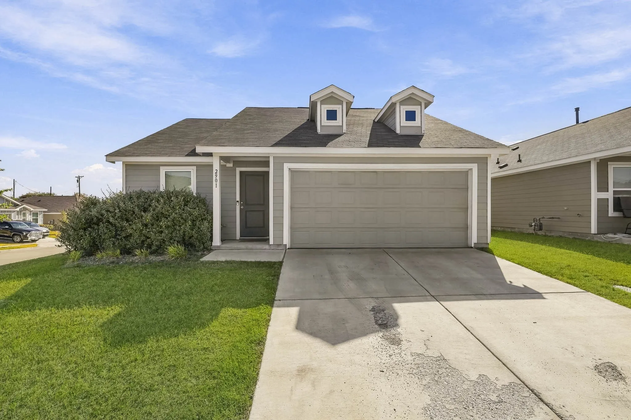Single Family Residence For Sale in Tarrant County , 2901 Questa Street, Fort Worth, Texas 76119, 3 Bedroom, 2 Bathroom, 1 Garage spaces, 1,260 Sqft, built in 2023, mls#21373421, Real Estate Agent in Fort Worth, Homes For Sale in Tarrant county, Homes For Sale in Fort Worth, Realtor in Fort Worth Texas, Real Estate Brokerage Independent Realty Texas, Luminita Cordes Realtor