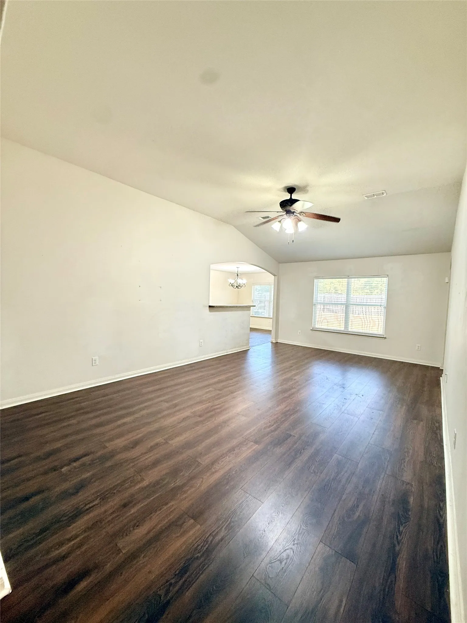 Single Family Residence For Rent in Dallas County , 1401 Macy Lane, Dallas, Texas 75253, 3 Bedroom, 2 Bathroom, 2 Garage spaces, 1,630 Sqft, built in 2016, mls#21378083, Real Estate Agent in Dallas, Homes For Rent in Dallas county, Homes For Rent in Dallas, Realtor in Dallas Texas, Real Estate Brokerage Independent Realty Texas, Luminita Cordes Realtor