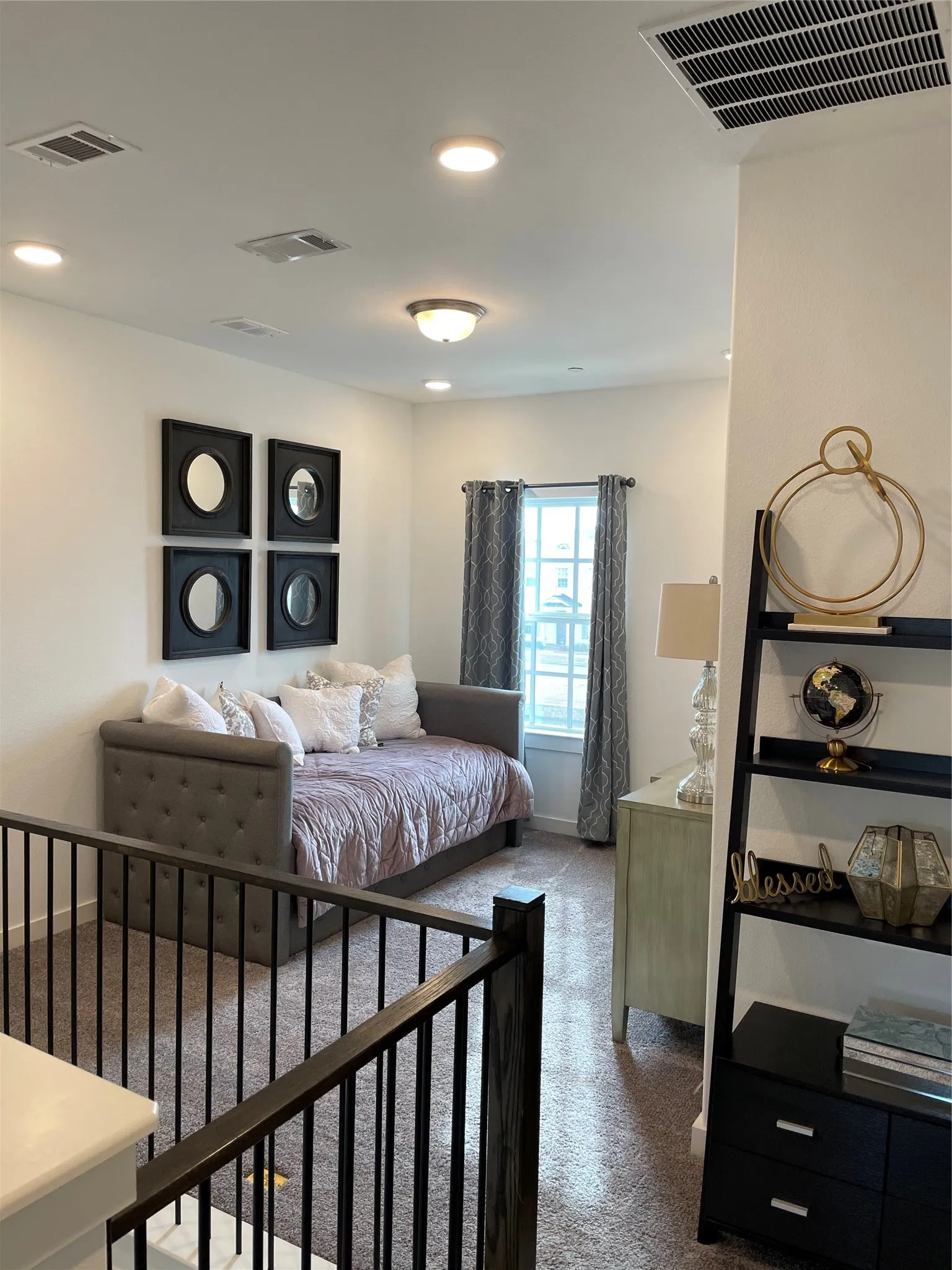 Townhouse For Rent in Denton County , 3922 Cotton Gin Road, Frisco, Texas 75034, 2 Bedroom, 3 Bathroom, 2 Garage spaces, 2,038 Sqft, built in 2018, mls#21378081, Real Estate Agent in Frisco, Homes For Rent in Denton county, Homes For Rent in Frisco, Realtor in Frisco Texas, Real Estate Brokerage Independent Realty Texas, Luminita Cordes Realtor