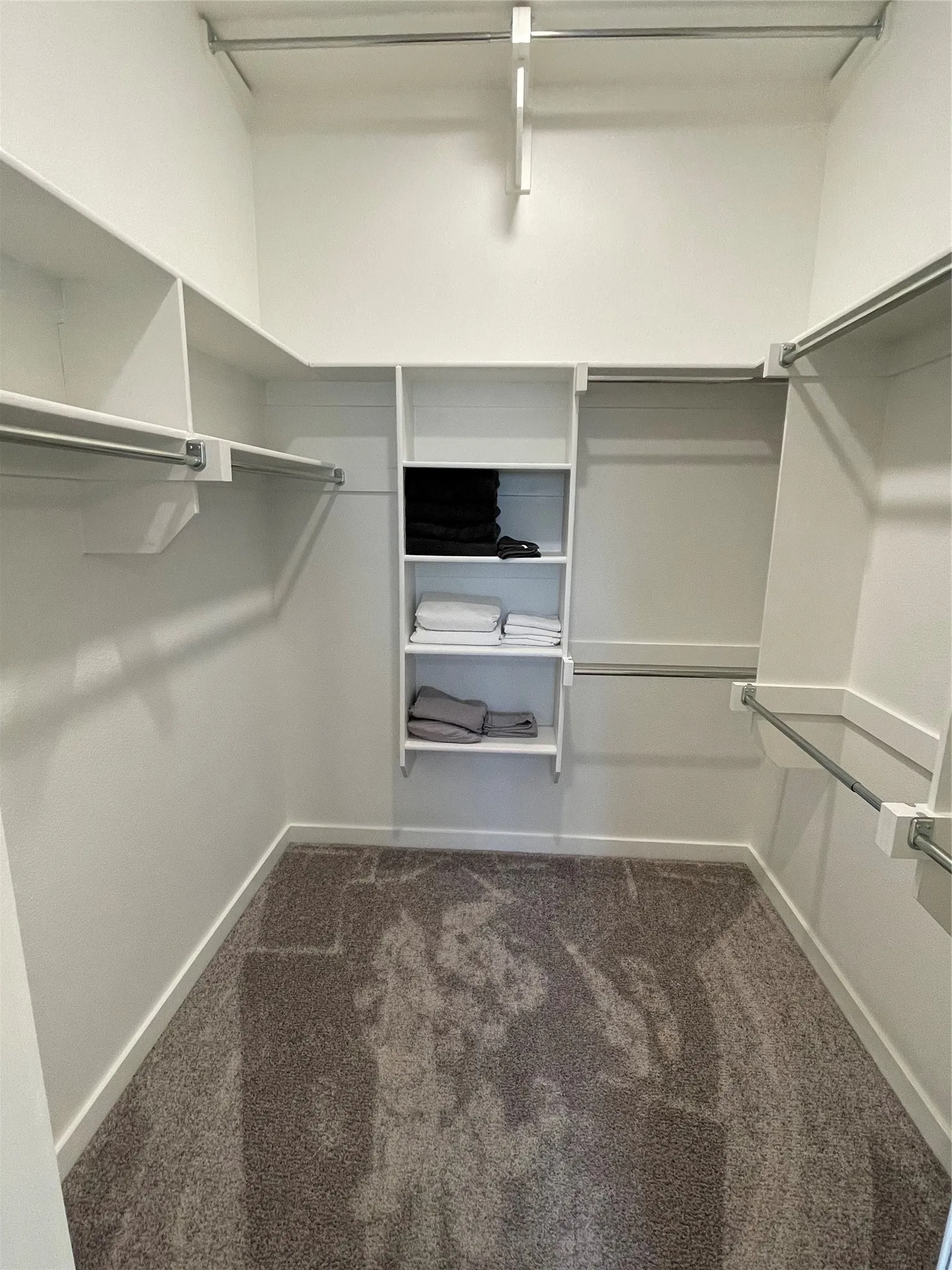 Townhouse For Rent in Denton County , 3922 Cotton Gin Road, Frisco, Texas 75034, 2 Bedroom, 3 Bathroom, 2 Garage spaces, 2,038 Sqft, built in 2018, mls#21378081, Real Estate Agent in Frisco, Homes For Rent in Denton county, Homes For Rent in Frisco, Realtor in Frisco Texas, Real Estate Brokerage Independent Realty Texas, Luminita Cordes Realtor