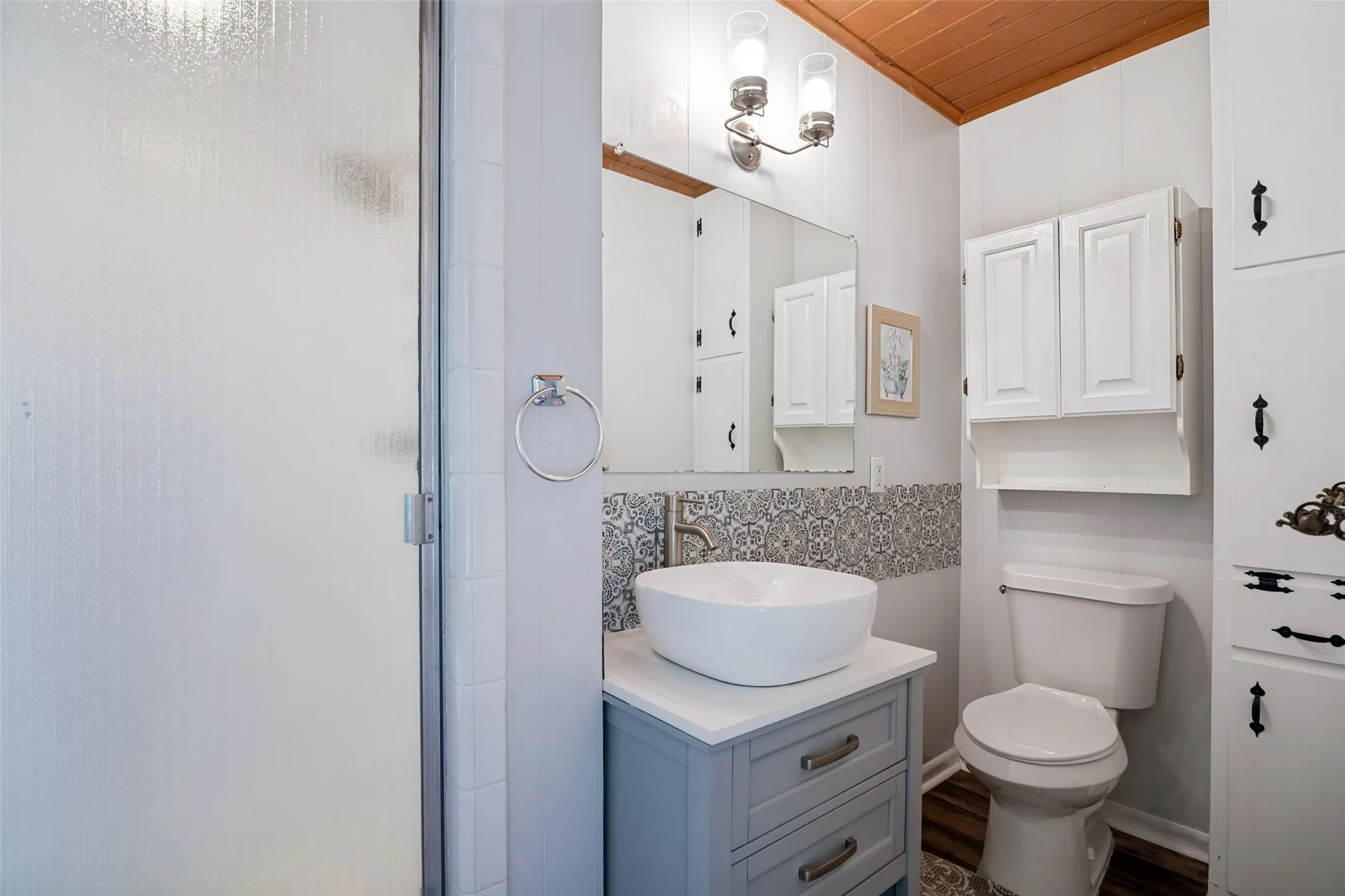 Single Family Residence For Sale in Hunt County , 5405 Kayway Drive, Greenville, Texas 75402, 3 Bedroom, 2 Bathroom, 2 Garage spaces, 1,850 Sqft, built in 1984, mls#21378076, Real Estate Agent in Greenville, Homes For Sale in Hunt county, Homes For Sale in Greenville, Realtor in Greenville Texas, Real Estate Brokerage Independent Realty Texas, Luminita Cordes Realtor