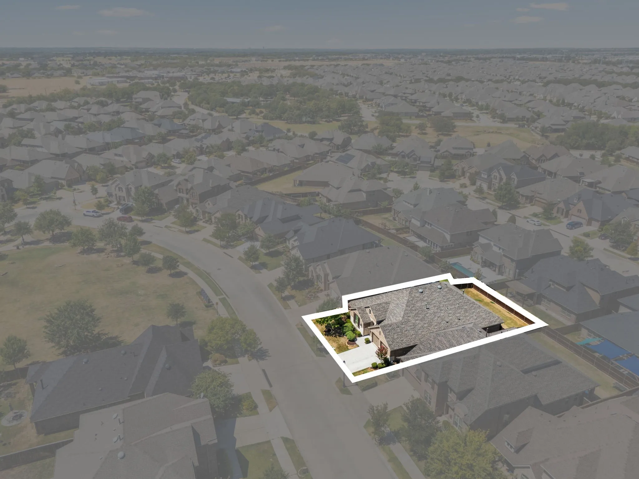 Single Family Residence For Sale in Denton County , 9901 Trinity Drive, Little Elm, Texas 75068, 4 Bedroom, 4 Bathroom, 3 Garage spaces, 2,803 Sqft, built in 2016, mls#21377540, Real Estate Agent in Little Elm, Homes For Sale in Denton county, Homes For Sale in Little Elm, Realtor in Little Elm Texas, Real Estate Brokerage Independent Realty Texas, Luminita Cordes Realtor
