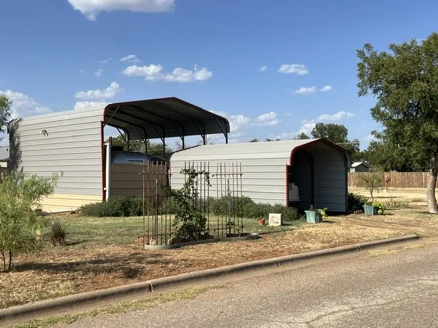 Improved Land For Sale in Fisher County , 1001 N Mckinley Avenue, Rotan, Texas 79546, 0, 0, Garage spaces, 0 Sqft, built in 2005, mls#21378098, Real Estate Agent in Rotan, Homes For Sale in Fisher county, Homes For Sale in Rotan, Realtor in Rotan Texas, Real Estate Brokerage Independent Realty Texas, Luminita Cordes Realtor
