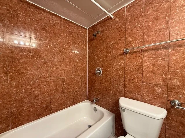 Condominium For Sale in Dallas County , 12802 Midway Road 2016, Dallas, Texas 75244, 2 Bedroom, 2 Bathroom, Garage spaces, 864 Sqft, built in 1970, mls#21378105, Real Estate Agent in Dallas, Homes For Sale in Dallas county, Homes For Sale in Dallas, Realtor in Dallas Texas, Real Estate Brokerage Independent Realty Texas, Luminita Cordes Realtor
