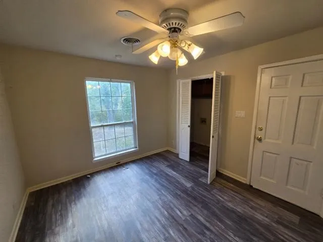 Single Family Residence For Sale in Tarrant County , 5728 Rockhill Road, Fort Worth, Texas 76112, 3 Bedroom, 2 Bathroom, 2 Garage spaces, 1,720 Sqft, built in 1958, mls#21378113, Real Estate Agent in Fort Worth, Homes For Sale in Tarrant county, Homes For Sale in Fort Worth, Realtor in Fort Worth Texas, Real Estate Brokerage Independent Realty Texas, Luminita Cordes Realtor