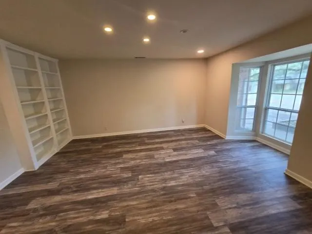 Single Family Residence For Sale in Tarrant County , 5728 Rockhill Road, Fort Worth, Texas 76112, 3 Bedroom, 2 Bathroom, 2 Garage spaces, 1,720 Sqft, built in 1958, mls#21378113, Real Estate Agent in Fort Worth, Homes For Sale in Tarrant county, Homes For Sale in Fort Worth, Realtor in Fort Worth Texas, Real Estate Brokerage Independent Realty Texas, Luminita Cordes Realtor