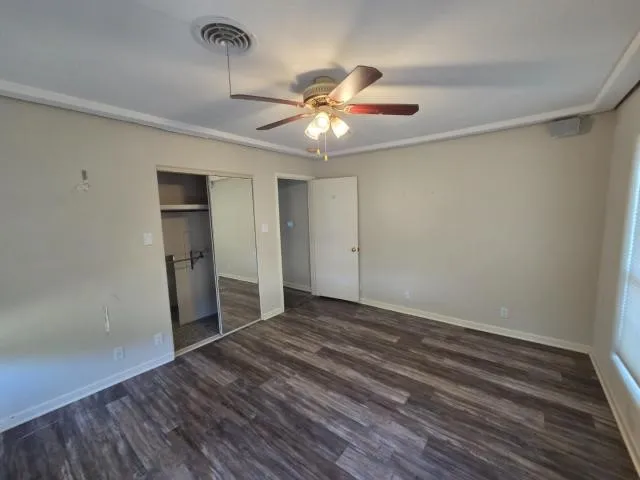 Single Family Residence For Sale in Tarrant County , 5728 Rockhill Road, Fort Worth, Texas 76112, 3 Bedroom, 2 Bathroom, 2 Garage spaces, 1,720 Sqft, built in 1958, mls#21378113, Real Estate Agent in Fort Worth, Homes For Sale in Tarrant county, Homes For Sale in Fort Worth, Realtor in Fort Worth Texas, Real Estate Brokerage Independent Realty Texas, Luminita Cordes Realtor