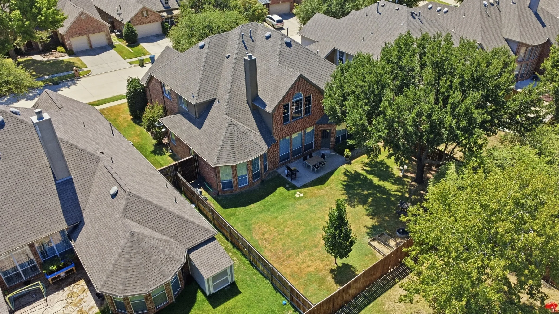 Single Family Residence For Sale in Denton County , 4508 Cassandra Drive, Flower Mound, Texas 75022, 5 Bedroom, 4 Bathroom, 2 Garage spaces, 3,281 Sqft, built in 2003, mls#21373151, Real Estate Agent in Flower Mound, Homes For Sale in Denton county, Homes For Sale in Flower Mound, Realtor in Flower Mound Texas, Real Estate Brokerage Independent Realty Texas, Luminita Cordes Realtor