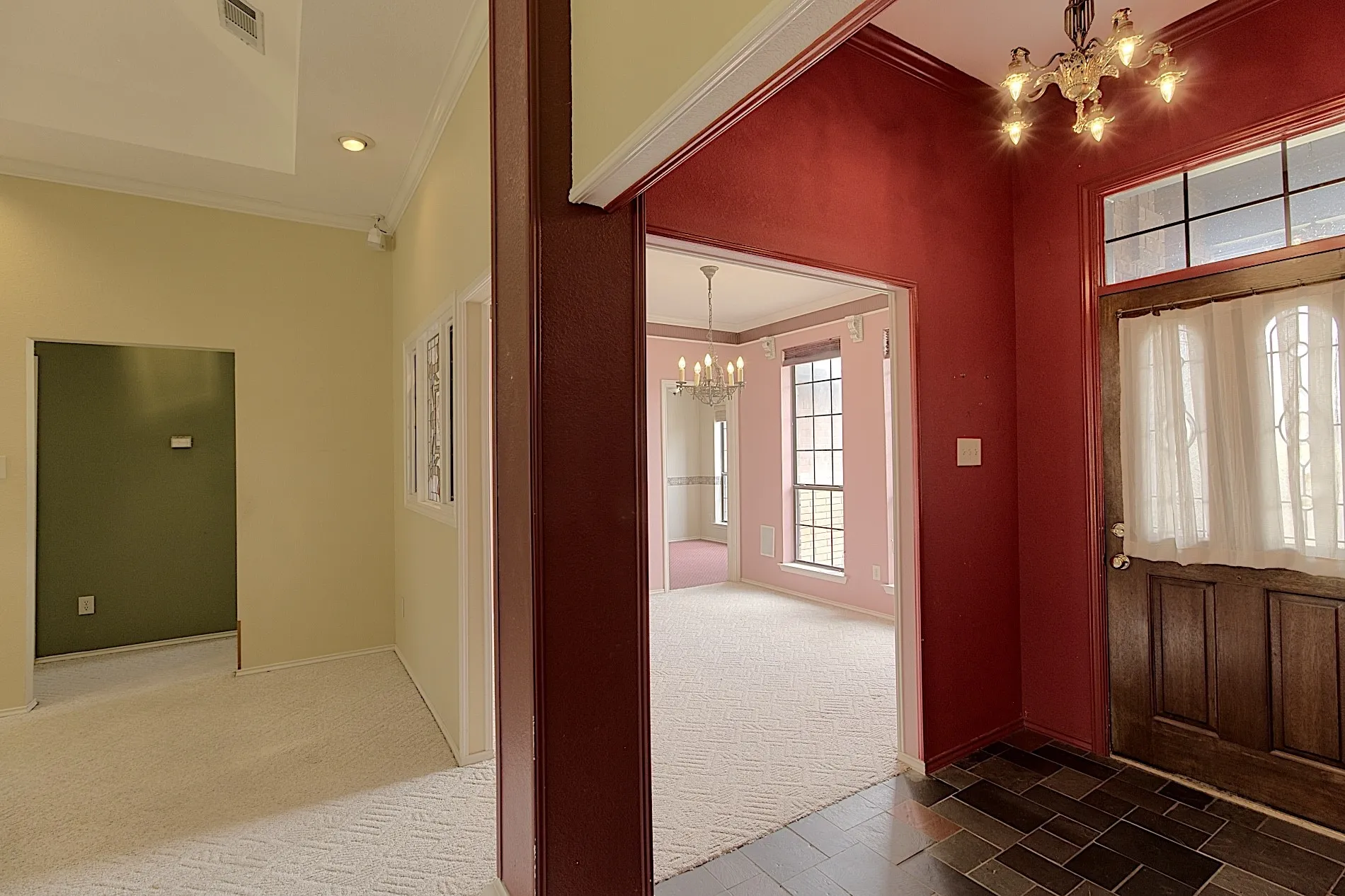 Single Family Residence For Sale in Kaufman County , 913 York Street, Forney, Texas 75126, 3 Bedroom, 2 Bathroom, 3 Garage spaces, 1,879 Sqft, built in 1994, mls#21378074, Real Estate Agent in Forney, Homes For Sale in Kaufman county, Homes For Sale in Forney, Realtor in Forney Texas, Real Estate Brokerage Independent Realty Texas, Luminita Cordes Realtor