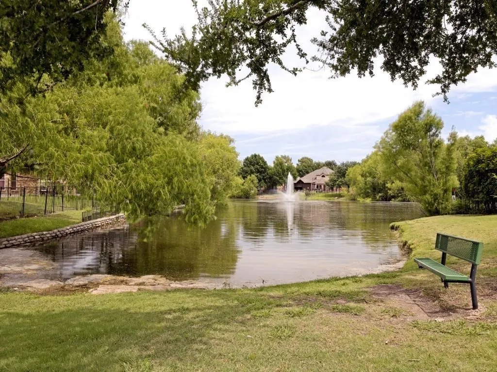 Single Family Residence For Sale in Dallas County , 8113 Sawgrass Lane, Rowlett, Texas 75089, 4 Bedroom, 2 Bathroom, 2 Garage spaces, 2,215 Sqft, built in 2000, mls#21364142, Real Estate Agent in Rowlett, Homes For Sale in Dallas county, Homes For Sale in Rowlett, Realtor in Rowlett Texas, Real Estate Brokerage Independent Realty Texas, Luminita Cordes Realtor