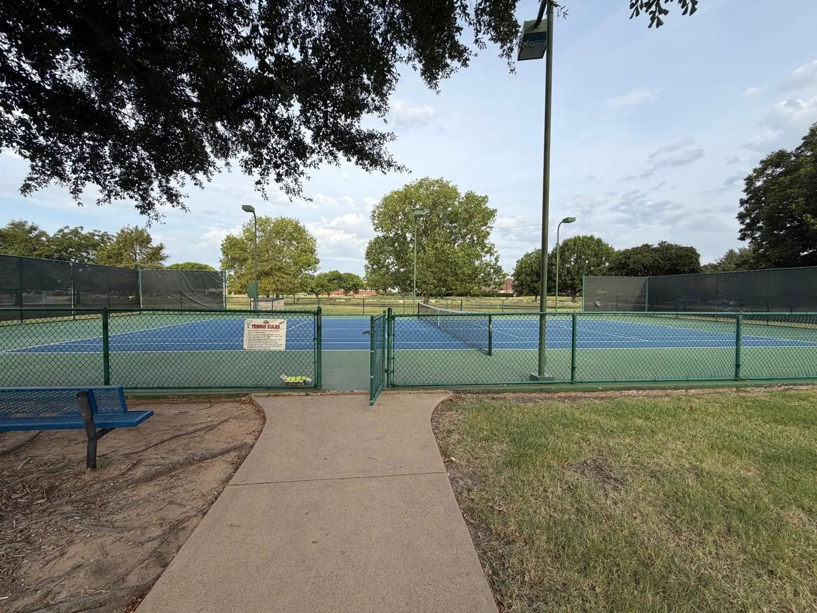 Single Family Residence For Sale in Dallas County , 8113 Sawgrass Lane, Rowlett, Texas 75089, 4 Bedroom, 2 Bathroom, 2 Garage spaces, 2,215 Sqft, built in 2000, mls#21364142, Real Estate Agent in Rowlett, Homes For Sale in Dallas county, Homes For Sale in Rowlett, Realtor in Rowlett Texas, Real Estate Brokerage Independent Realty Texas, Luminita Cordes Realtor