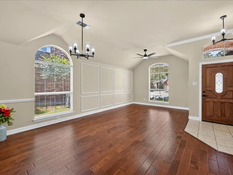Single Family Residence For Sale in Dallas County , 8113 Sawgrass Lane, Rowlett, Texas 75089, 4 Bedroom, 2 Bathroom, 2 Garage spaces, 2,215 Sqft, built in 2000, mls#21364142, Real Estate Agent in Rowlett, Homes For Sale in Dallas county, Homes For Sale in Rowlett, Realtor in Rowlett Texas, Real Estate Brokerage Independent Realty Texas, Luminita Cordes Realtor