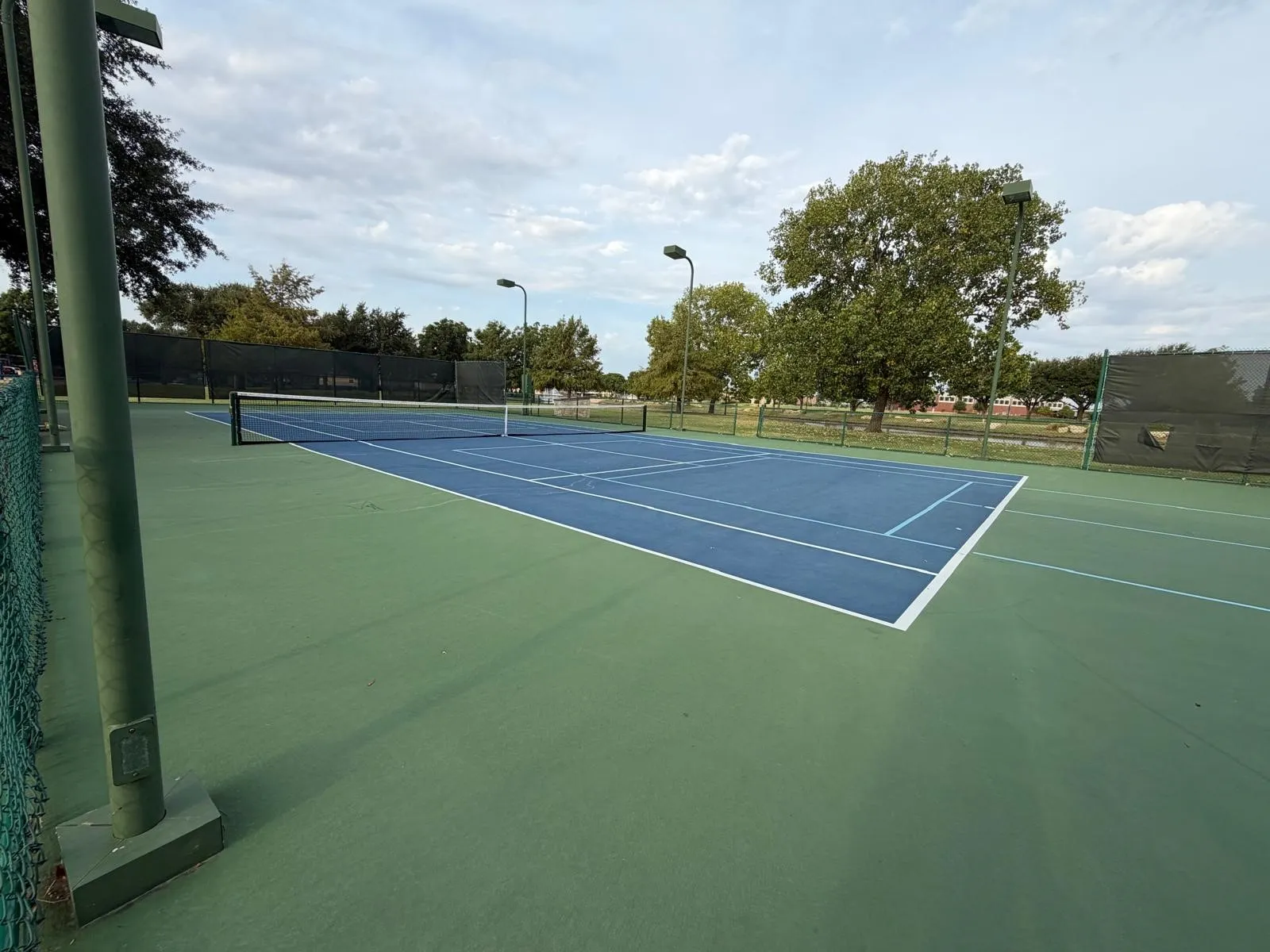 Single Family Residence For Sale in Dallas County , 8113 Sawgrass Lane, Rowlett, Texas 75089, 4 Bedroom, 2 Bathroom, 2 Garage spaces, 2,215 Sqft, built in 2000, mls#21364142, Real Estate Agent in Rowlett, Homes For Sale in Dallas county, Homes For Sale in Rowlett, Realtor in Rowlett Texas, Real Estate Brokerage Independent Realty Texas, Luminita Cordes Realtor