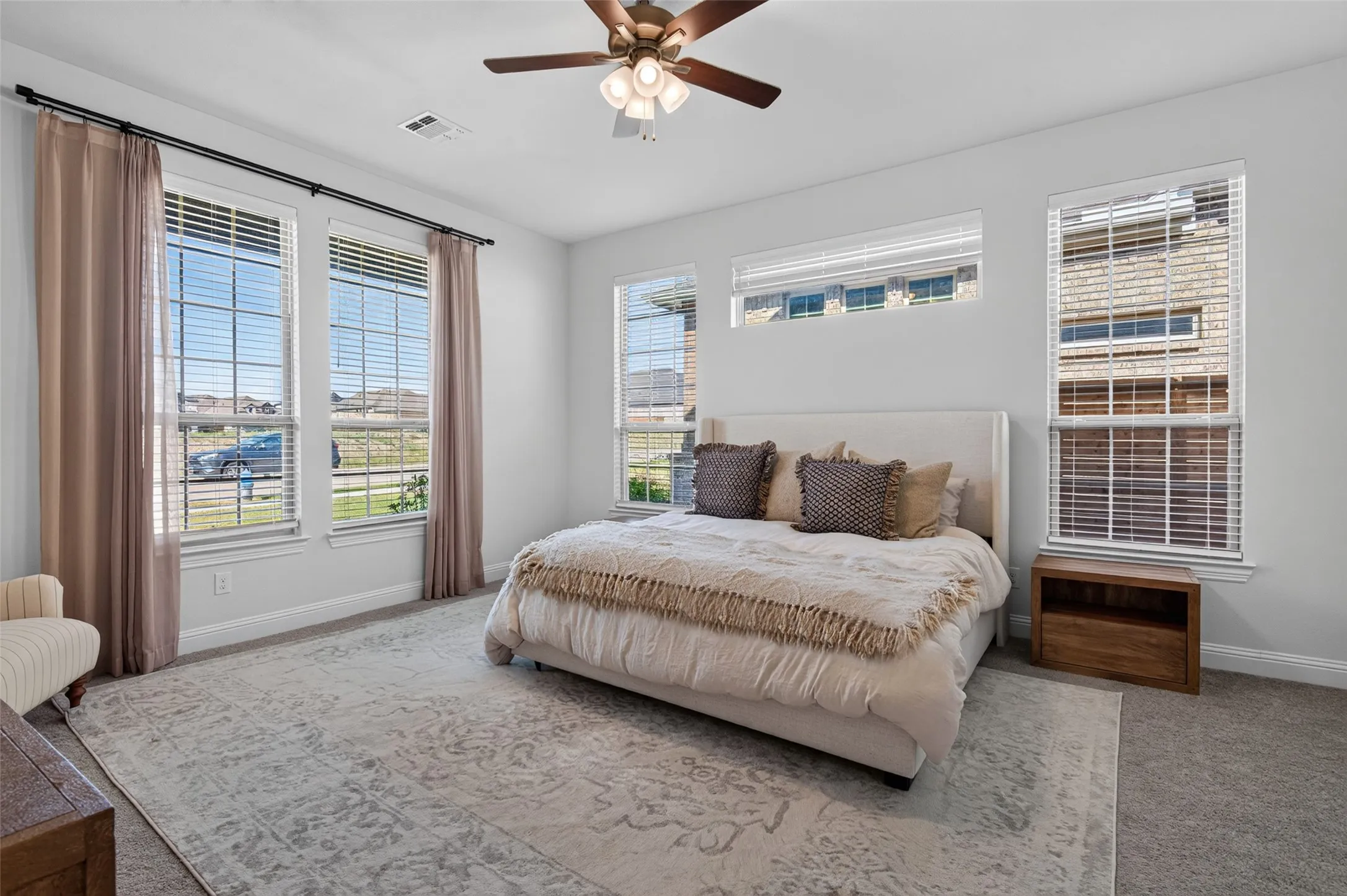 Single Family Residence For Sale in Dallas County , 1820 Acorn Creek Circle, Mesquite, Texas 75181, 3 Bedroom, 2 Bathroom, 2 Garage spaces, 2,472 Sqft, built in 2024, mls#21374064, Real Estate Agent in Mesquite, Homes For Sale in Dallas county, Homes For Sale in Mesquite, Realtor in Mesquite Texas, Real Estate Brokerage Independent Realty Texas, Luminita Cordes Realtor