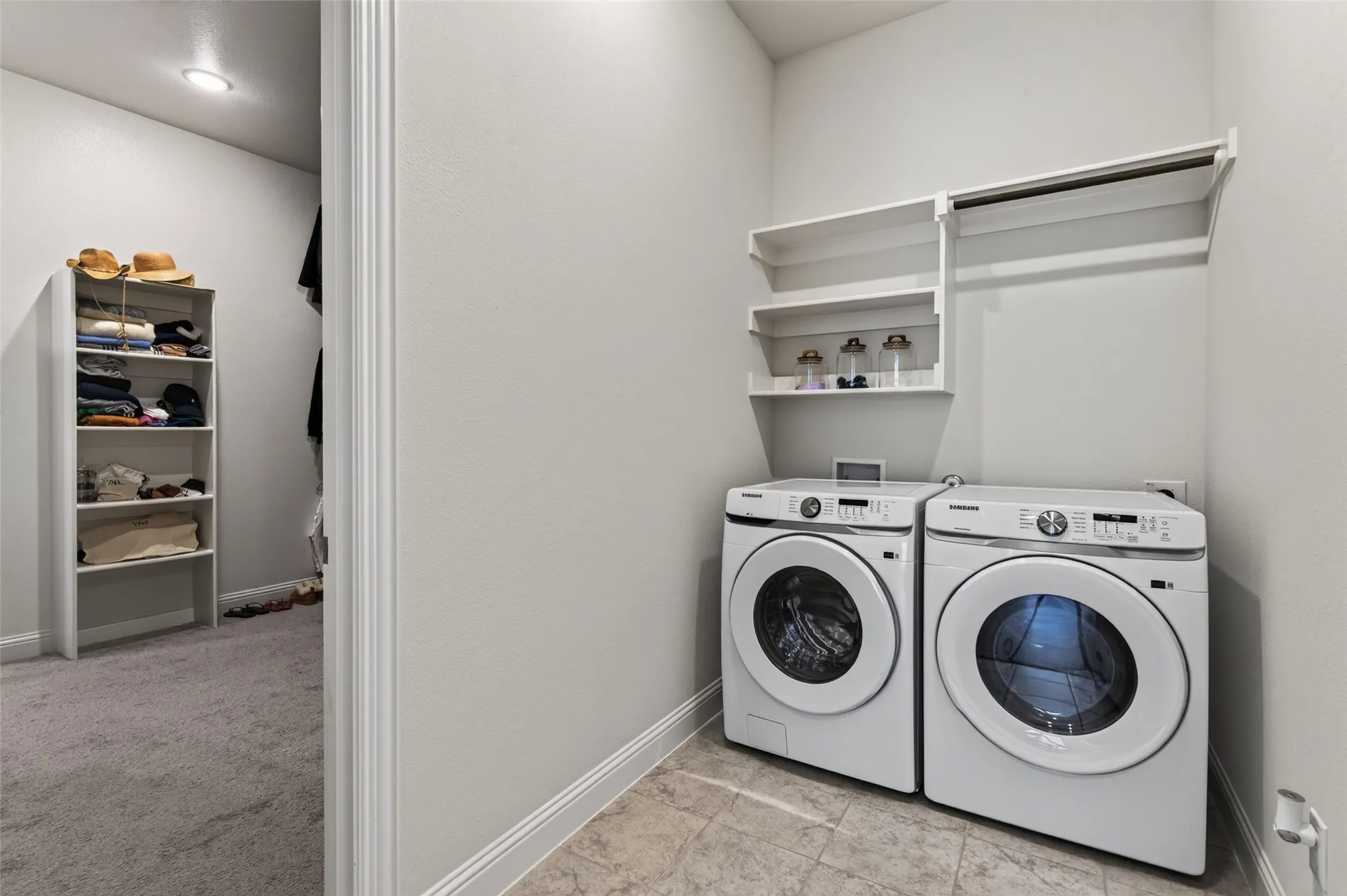 Single Family Residence For Sale in Dallas County , 1820 Acorn Creek Circle, Mesquite, Texas 75181, 3 Bedroom, 2 Bathroom, 2 Garage spaces, 2,472 Sqft, built in 2024, mls#21374064, Real Estate Agent in Mesquite, Homes For Sale in Dallas county, Homes For Sale in Mesquite, Realtor in Mesquite Texas, Real Estate Brokerage Independent Realty Texas, Luminita Cordes Realtor