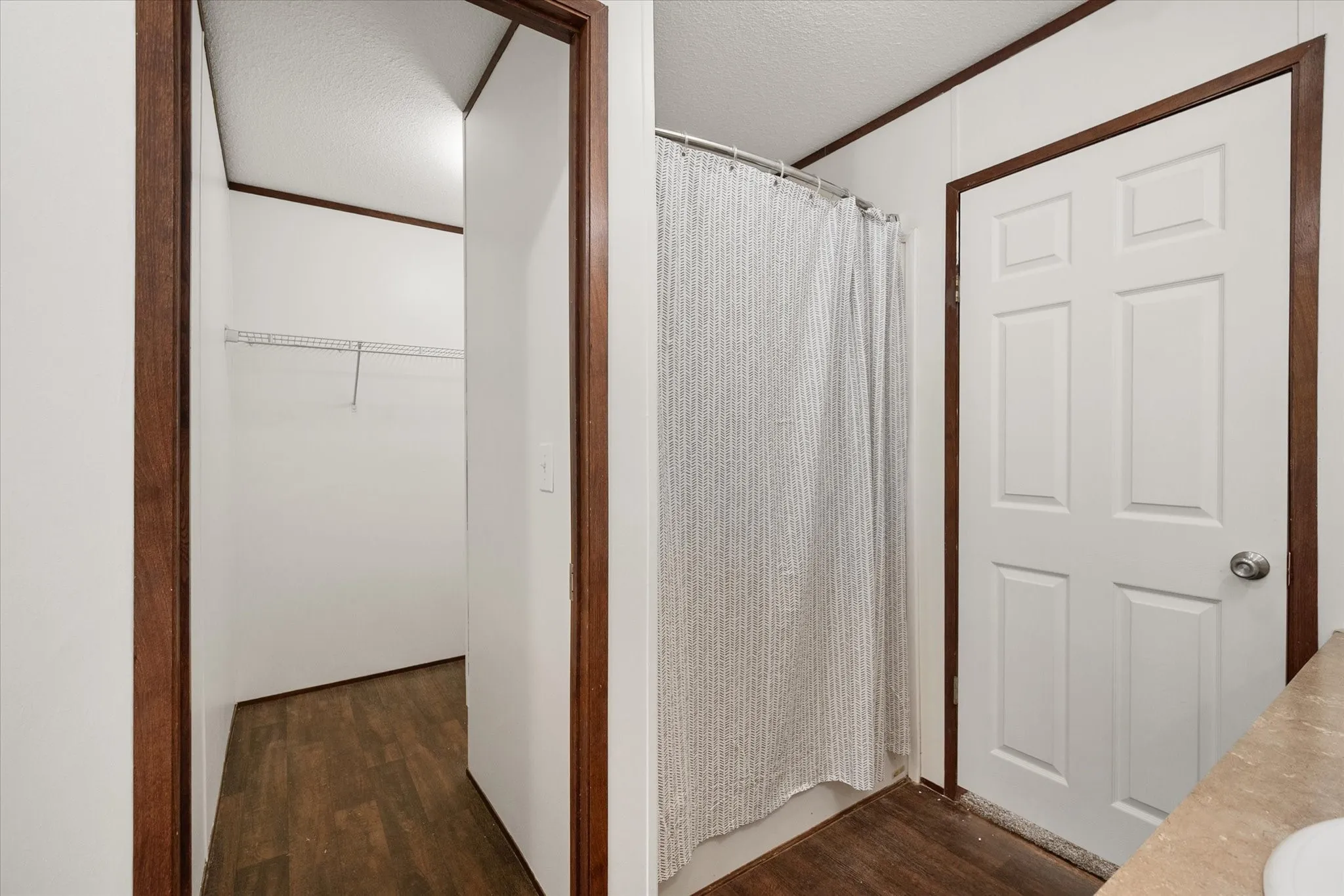 Manufactured Home For Sale in Freestone County , 139 PR 440, Buffalo, Texas 75831, 3 Bedroom, 2 Bathroom, Garage spaces, 1,440 Sqft, built in 2017, mls#21376403, Real Estate Agent in Buffalo, Homes For Sale in Freestone county, Homes For Sale in Buffalo, Realtor in Buffalo Texas, Real Estate Brokerage Independent Realty Texas, Luminita Cordes Realtor