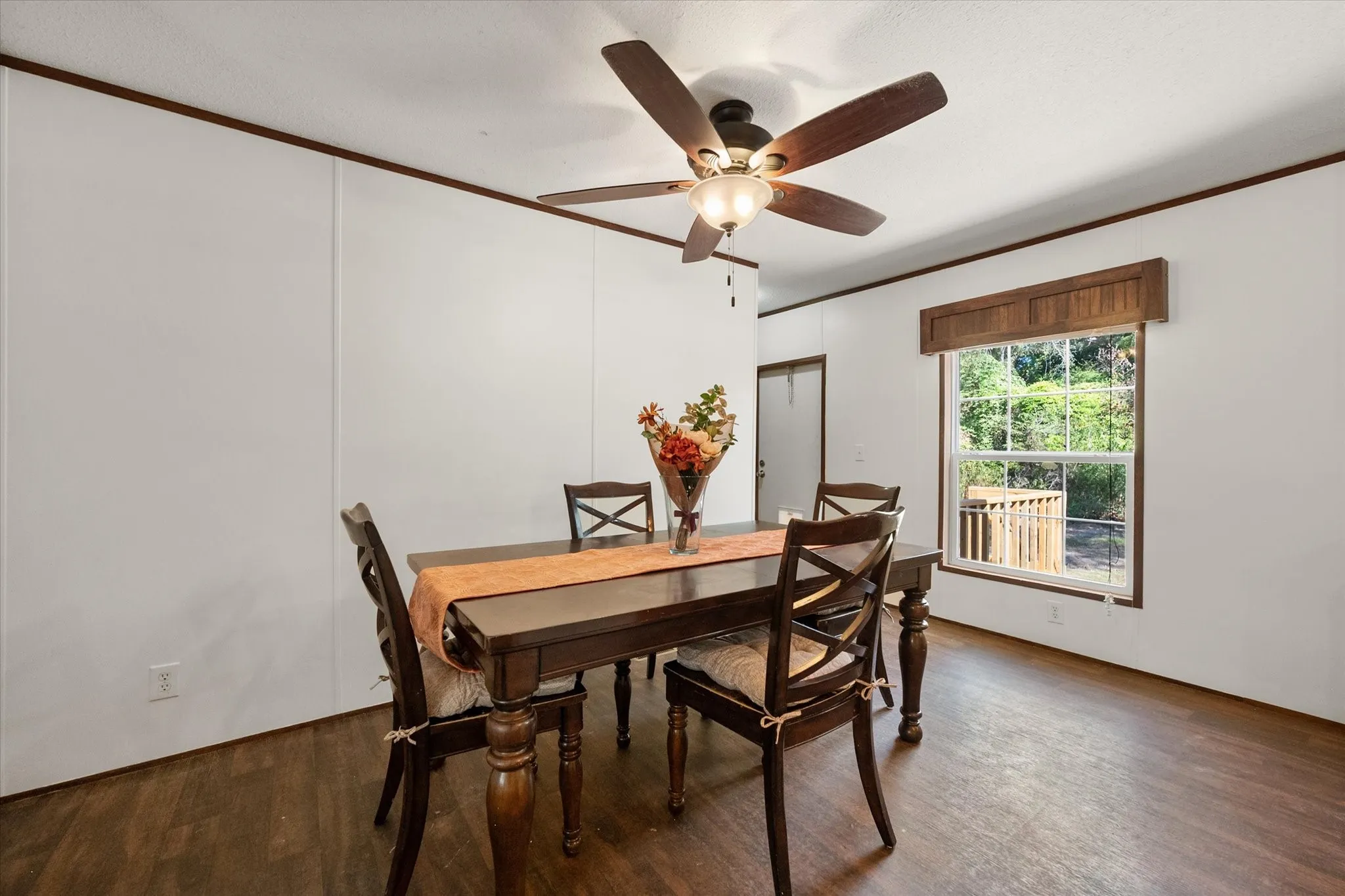 Manufactured Home For Sale in Freestone County , 139 PR 440, Buffalo, Texas 75831, 3 Bedroom, 2 Bathroom, Garage spaces, 1,440 Sqft, built in 2017, mls#21376403, Real Estate Agent in Buffalo, Homes For Sale in Freestone county, Homes For Sale in Buffalo, Realtor in Buffalo Texas, Real Estate Brokerage Independent Realty Texas, Luminita Cordes Realtor