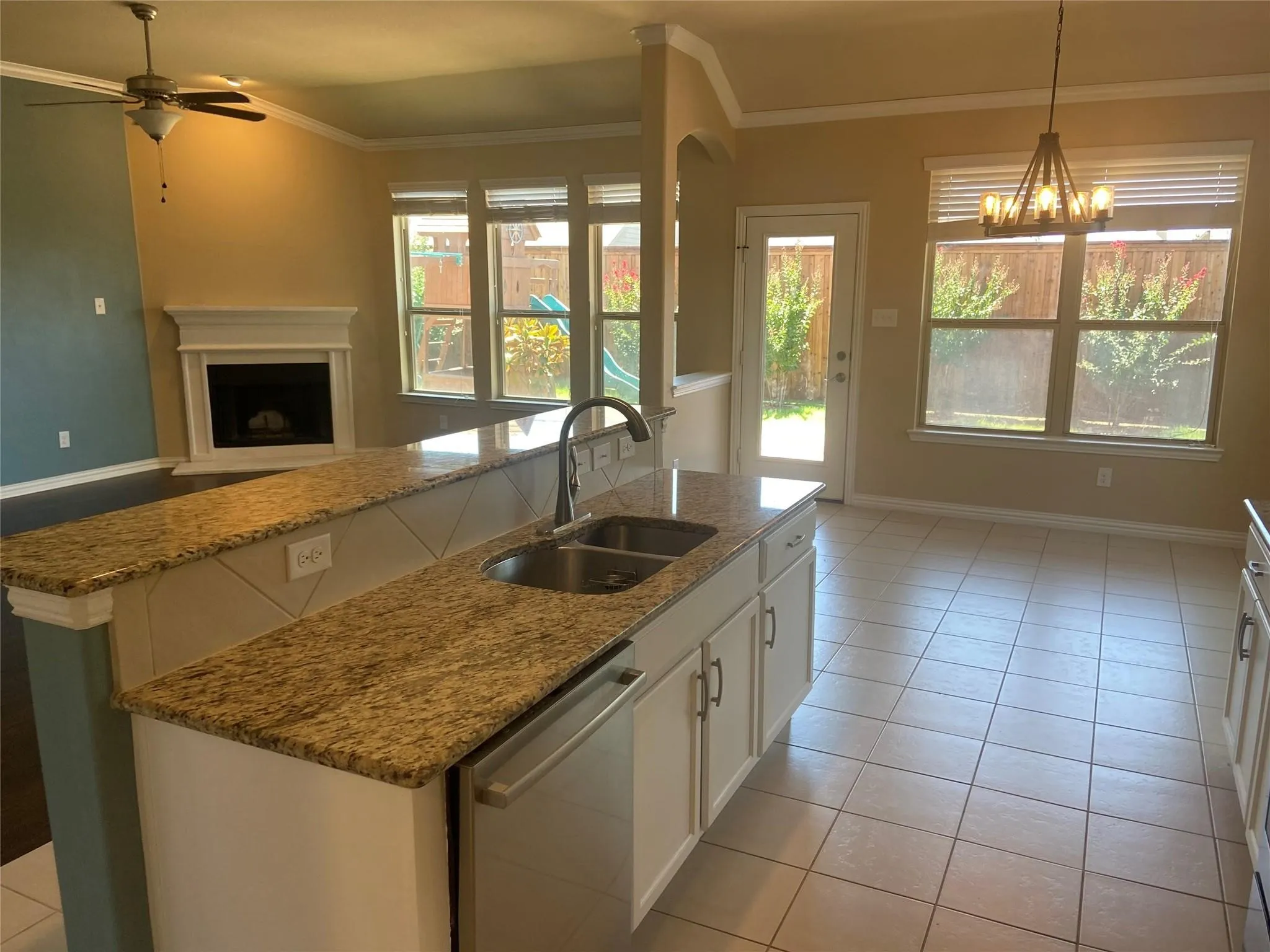 Single Family Residence For Rent in Denton County , 16540 Amistad Avenue, Prosper, Texas 75078, 4 Bedroom, 4 Bathroom, 2 Garage spaces, 3,007 Sqft, built in 2014, mls#21378122, Real Estate Agent in Prosper, Homes For Rent in Denton county, Homes For Rent in Prosper, Realtor in Prosper Texas, Real Estate Brokerage Independent Realty Texas, Luminita Cordes Realtor