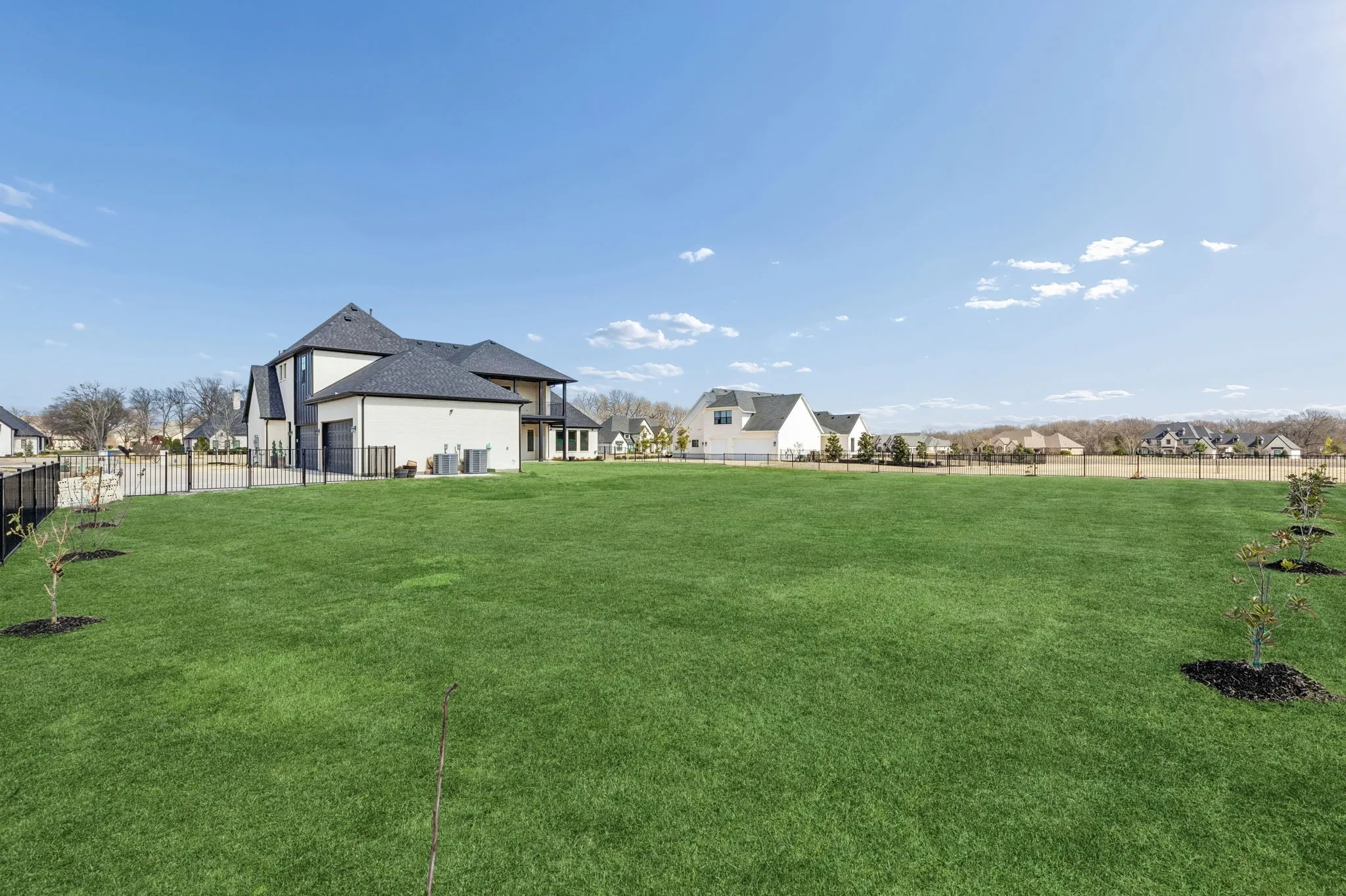 Single Family Residence For Sale in Collin County , 7706 Nocona Drive, Parker, Texas 75098, 5 Bedroom, 7 Bathroom, 4 Garage spaces, 5,232 Sqft, built in 2023, mls#21378118, Real Estate Agent in Parker, Homes For Sale in Collin county, Homes For Sale in Parker, Realtor in Parker Texas, Real Estate Brokerage Independent Realty Texas, Luminita Cordes Realtor