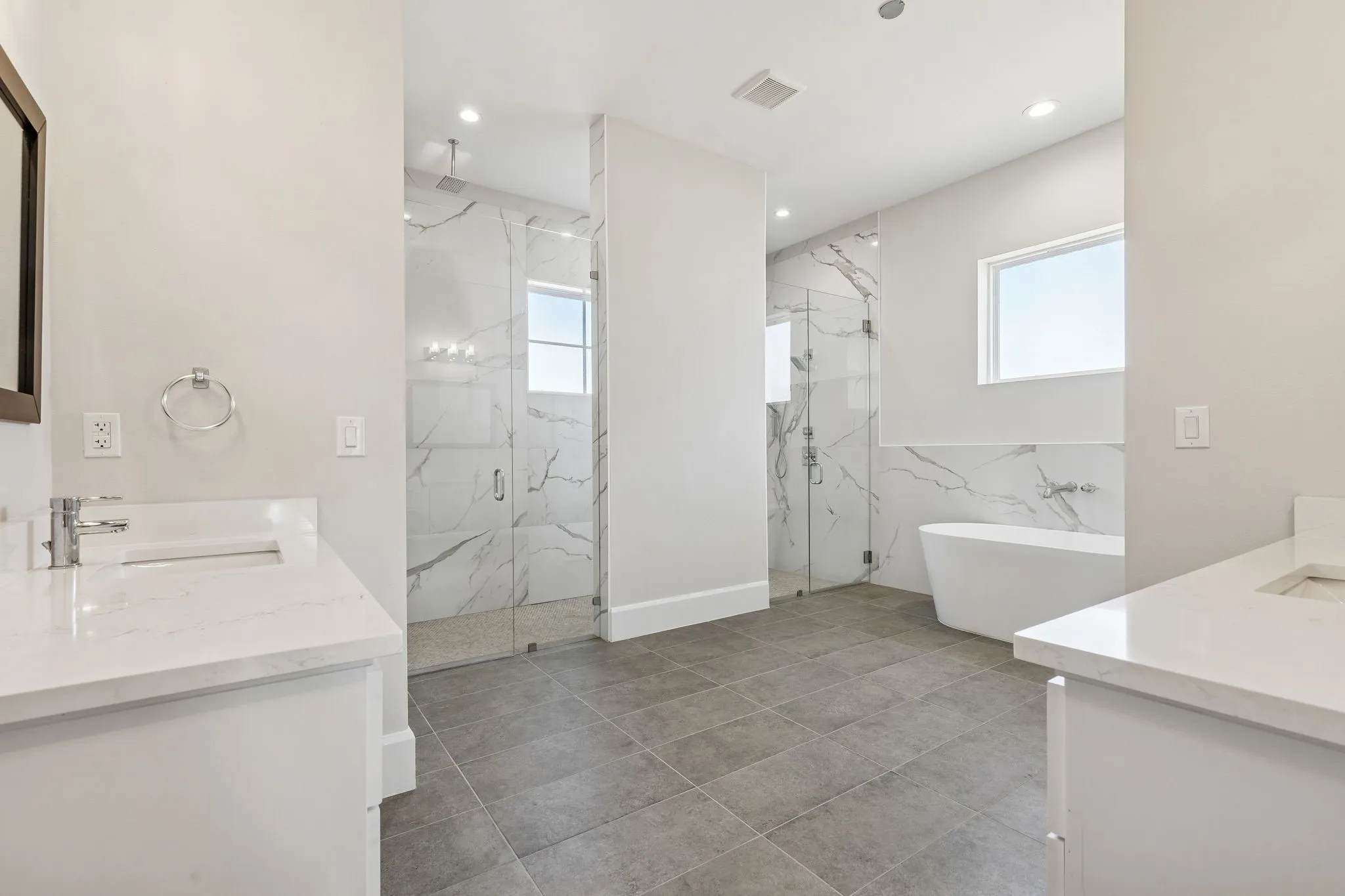 Single Family Residence For Sale in Collin County , 7706 Nocona Drive, Parker, Texas 75098, 5 Bedroom, 7 Bathroom, 4 Garage spaces, 5,232 Sqft, built in 2023, mls#21378118, Real Estate Agent in Parker, Homes For Sale in Collin county, Homes For Sale in Parker, Realtor in Parker Texas, Real Estate Brokerage Independent Realty Texas, Luminita Cordes Realtor