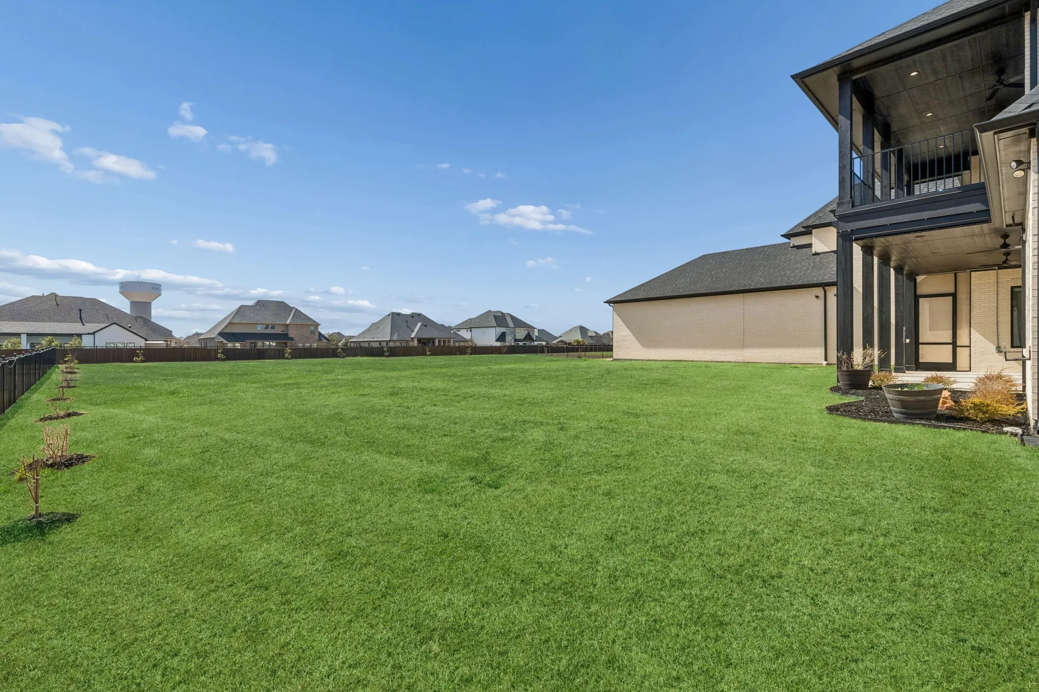 Single Family Residence For Sale in Collin County , 7706 Nocona Drive, Parker, Texas 75098, 5 Bedroom, 7 Bathroom, 4 Garage spaces, 5,232 Sqft, built in 2023, mls#21378118, Real Estate Agent in Parker, Homes For Sale in Collin county, Homes For Sale in Parker, Realtor in Parker Texas, Real Estate Brokerage Independent Realty Texas, Luminita Cordes Realtor