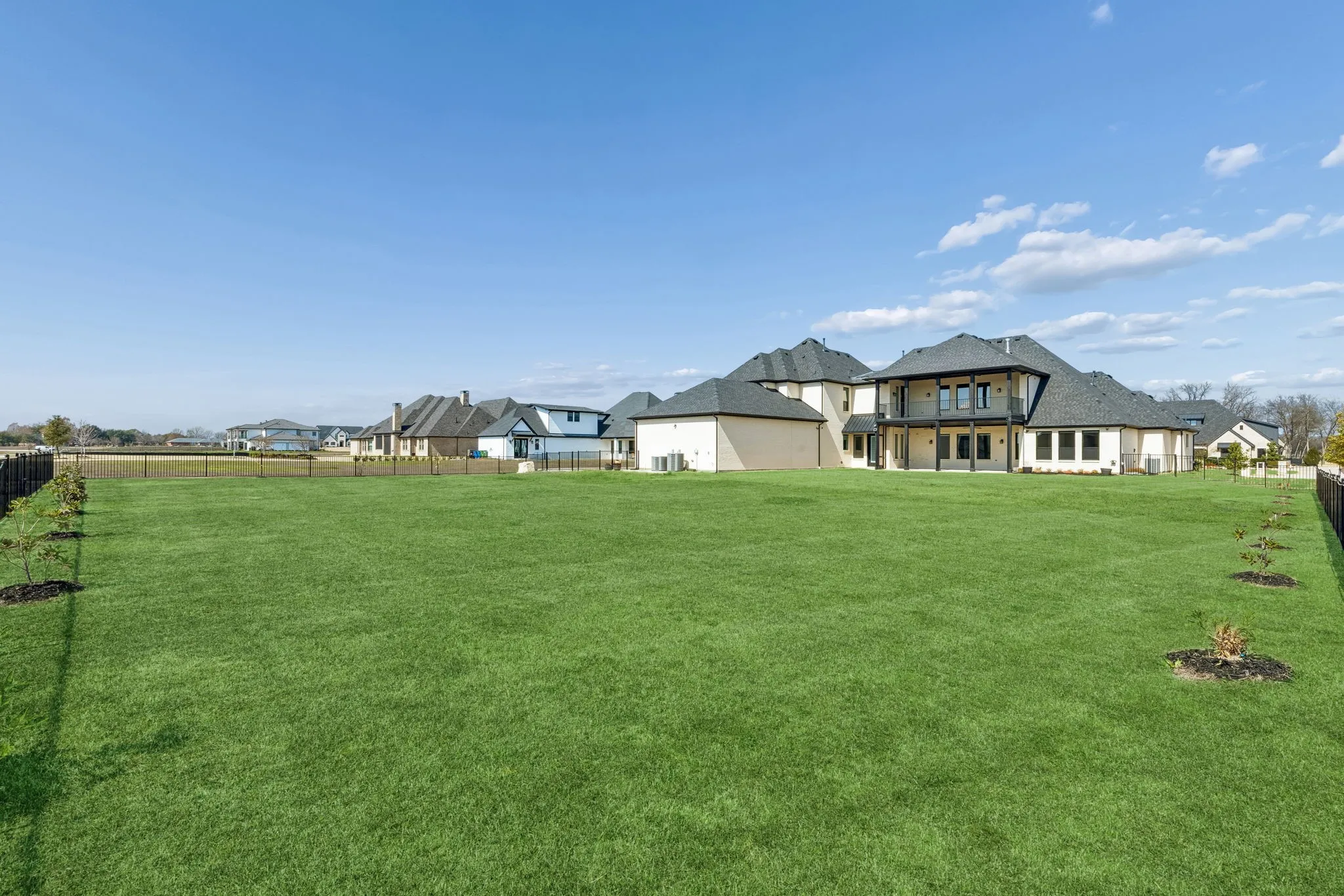 Single Family Residence For Sale in Collin County , 7706 Nocona Drive, Parker, Texas 75098, 5 Bedroom, 7 Bathroom, 4 Garage spaces, 5,232 Sqft, built in 2023, mls#21378118, Real Estate Agent in Parker, Homes For Sale in Collin county, Homes For Sale in Parker, Realtor in Parker Texas, Real Estate Brokerage Independent Realty Texas, Luminita Cordes Realtor
