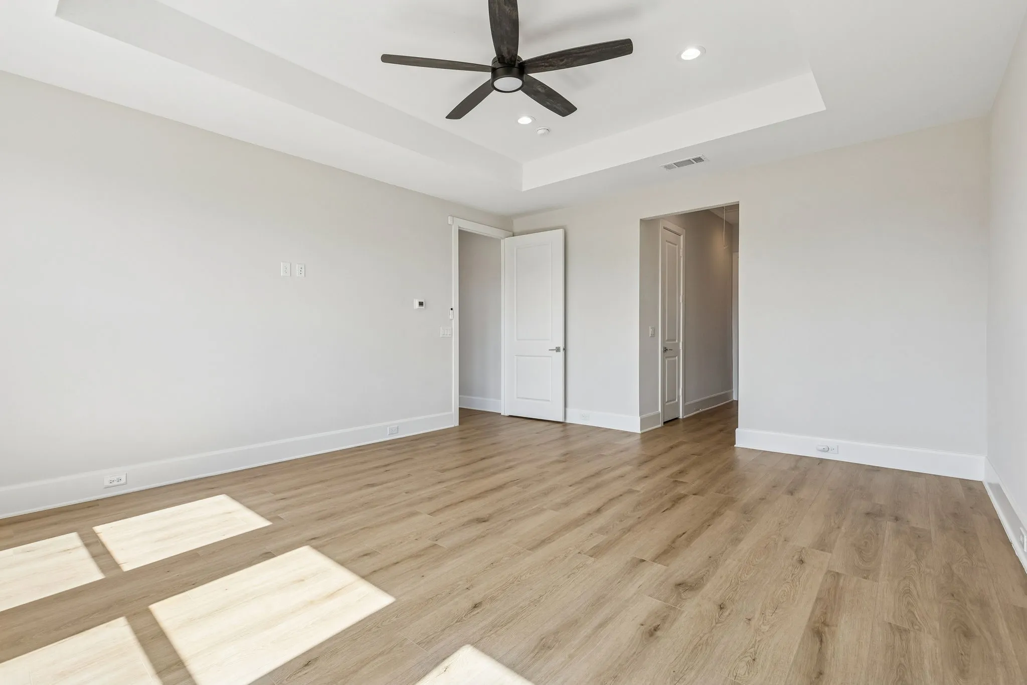 Single Family Residence For Sale in Collin County , 7706 Nocona Drive, Parker, Texas 75098, 5 Bedroom, 7 Bathroom, 4 Garage spaces, 5,232 Sqft, built in 2023, mls#21378118, Real Estate Agent in Parker, Homes For Sale in Collin county, Homes For Sale in Parker, Realtor in Parker Texas, Real Estate Brokerage Independent Realty Texas, Luminita Cordes Realtor