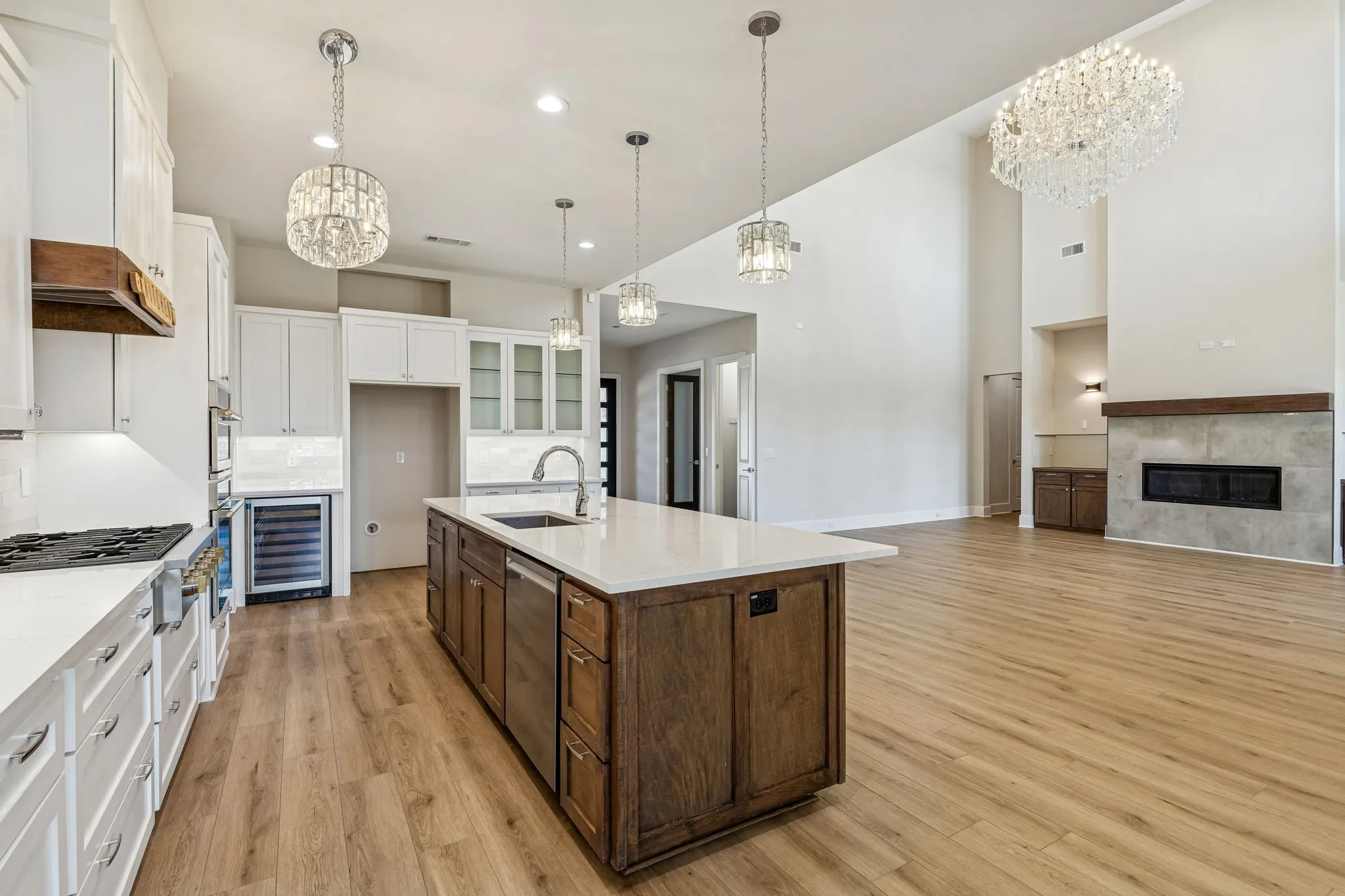 Single Family Residence For Sale in Collin County , 7706 Nocona Drive, Parker, Texas 75098, 5 Bedroom, 7 Bathroom, 4 Garage spaces, 5,232 Sqft, built in 2023, mls#21378118, Real Estate Agent in Parker, Homes For Sale in Collin county, Homes For Sale in Parker, Realtor in Parker Texas, Real Estate Brokerage Independent Realty Texas, Luminita Cordes Realtor