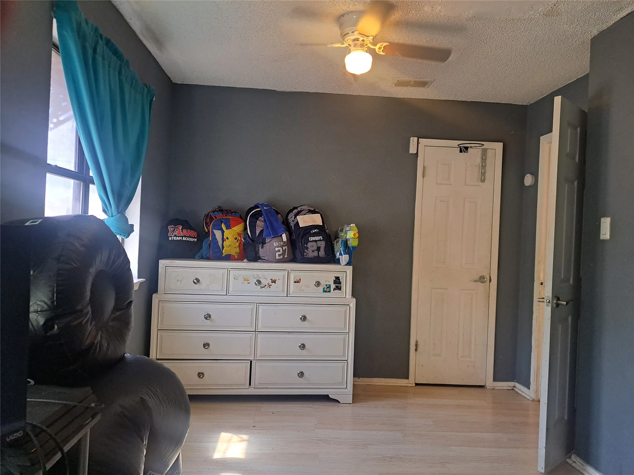 Single Family Residence For Sale in Taylor County , 23 Reagan Circle, Abilene, Texas 79605, 4 Bedroom, 2 Bathroom, Garage spaces, 1,643 Sqft, built in 1983, mls#21378015, Real Estate Agent in Abilene, Homes For Sale in Taylor county, Homes For Sale in Abilene, Realtor in Abilene Texas, Real Estate Brokerage Independent Realty Texas, Luminita Cordes Realtor