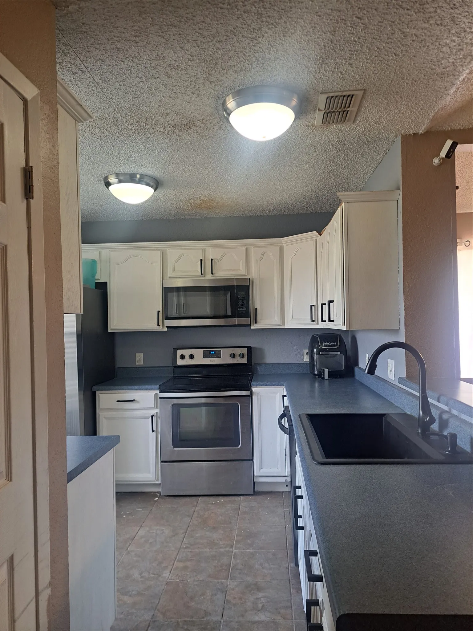 Single Family Residence For Sale in Taylor County , 23 Reagan Circle, Abilene, Texas 79605, 4 Bedroom, 2 Bathroom, Garage spaces, 1,643 Sqft, built in 1983, mls#21378015, Real Estate Agent in Abilene, Homes For Sale in Taylor county, Homes For Sale in Abilene, Realtor in Abilene Texas, Real Estate Brokerage Independent Realty Texas, Luminita Cordes Realtor
