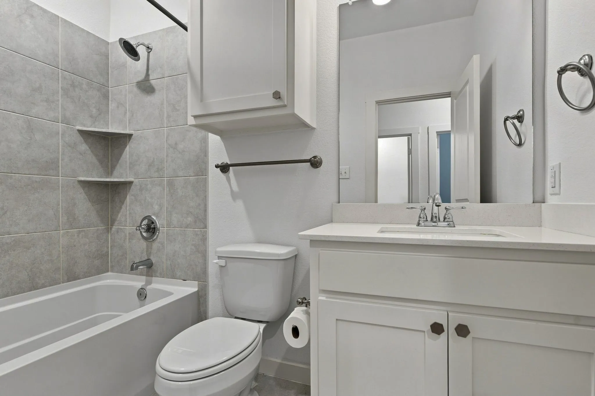 Townhouse For Rent in Collin County , 3958 Sukay Drive, Mc Kinney, Texas 75070, 3 Bedroom, 3 Bathroom, 2 Garage spaces, 1,695 Sqft, built in 2018, mls#21376962, Real Estate Agent in Mc Kinney, Homes For Rent in Collin county, Homes For Rent in Mc Kinney, Realtor in Mc Kinney Texas, Real Estate Brokerage Independent Realty Texas, Luminita Cordes Realtor