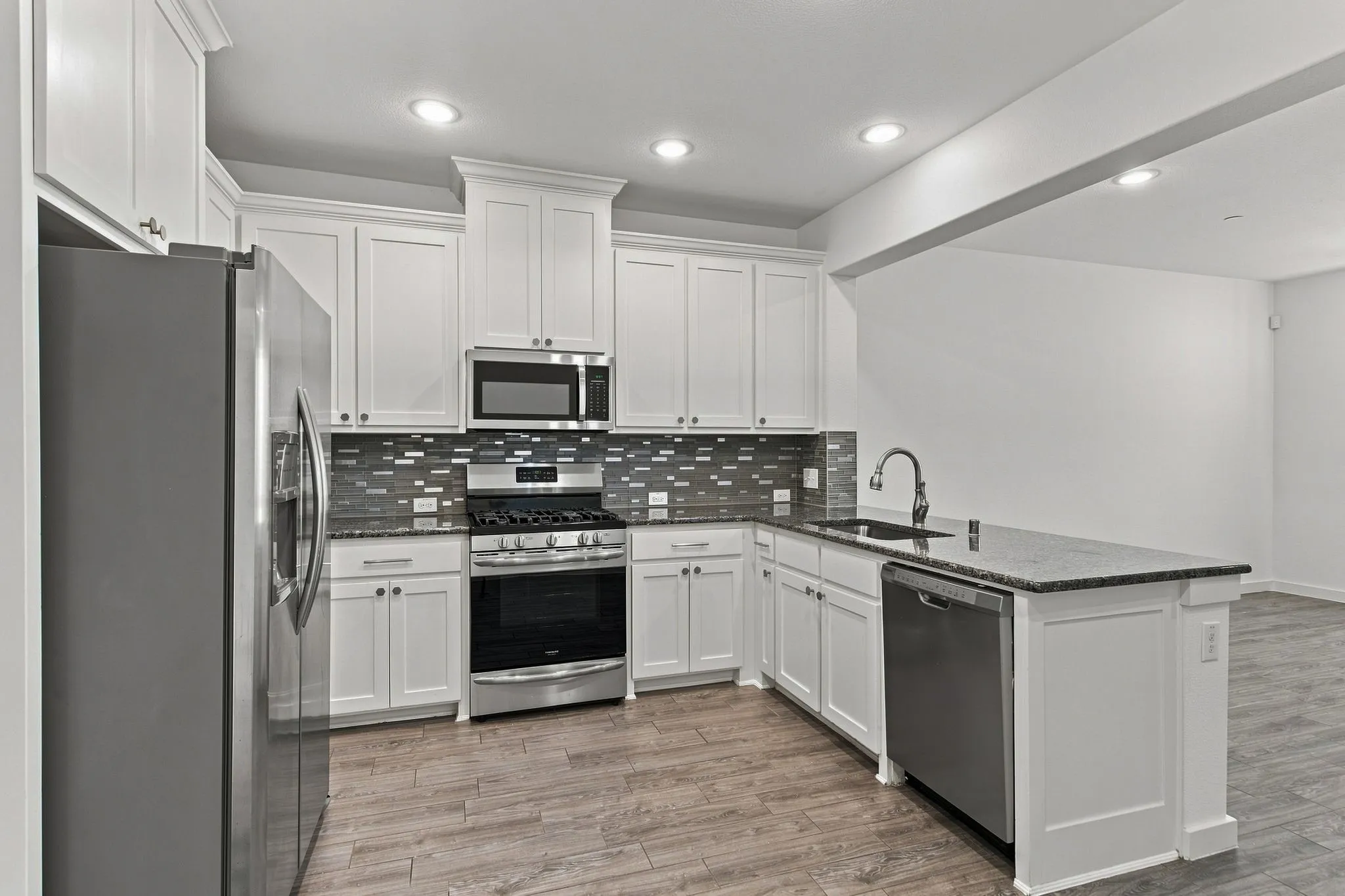 Townhouse For Rent in Collin County , 3958 Sukay Drive, Mc Kinney, Texas 75070, 3 Bedroom, 3 Bathroom, 2 Garage spaces, 1,695 Sqft, built in 2018, mls#21376962, Real Estate Agent in Mc Kinney, Homes For Rent in Collin county, Homes For Rent in Mc Kinney, Realtor in Mc Kinney Texas, Real Estate Brokerage Independent Realty Texas, Luminita Cordes Realtor
