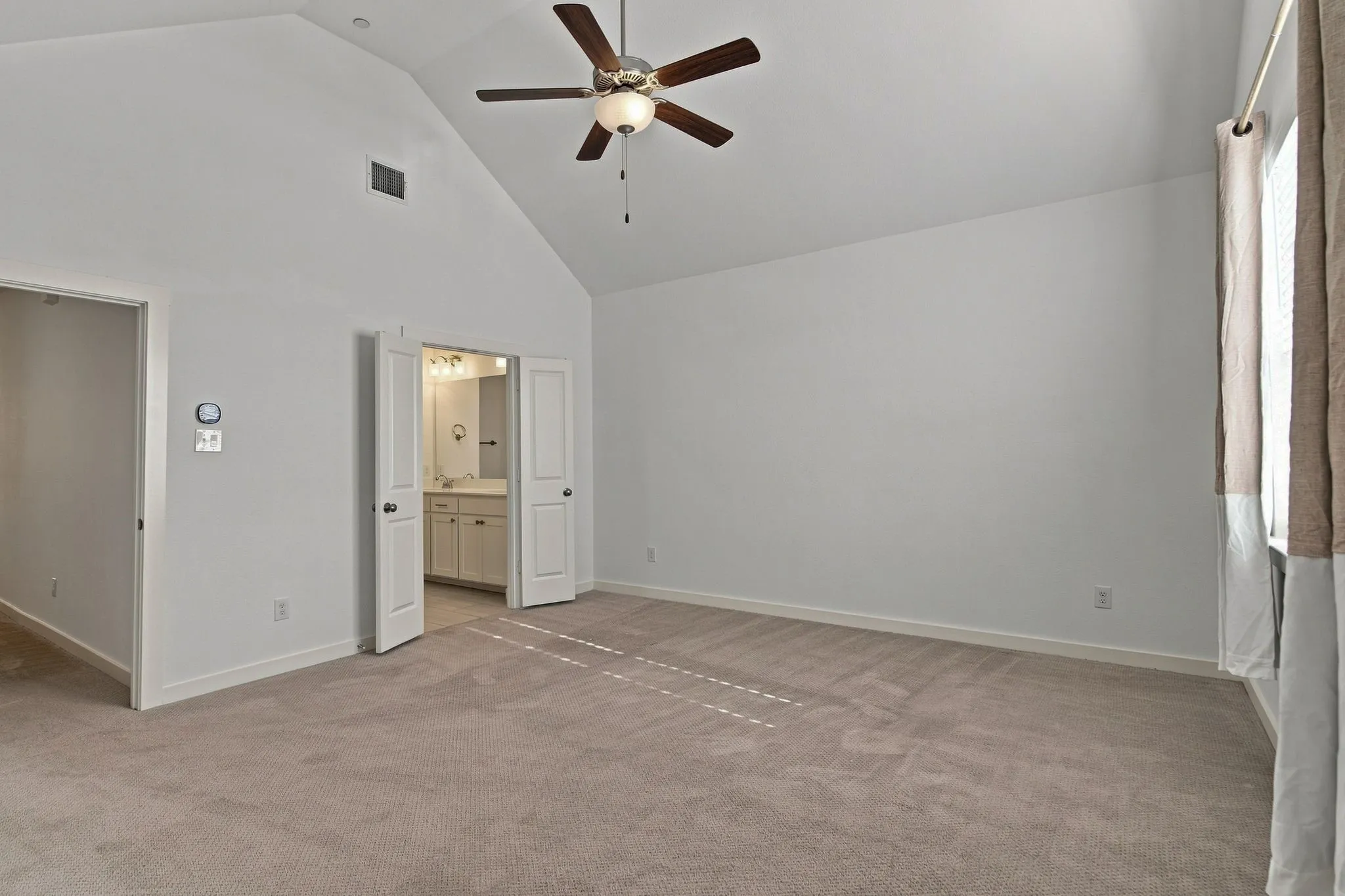 Townhouse For Rent in Collin County , 3958 Sukay Drive, Mc Kinney, Texas 75070, 3 Bedroom, 3 Bathroom, 2 Garage spaces, 1,695 Sqft, built in 2018, mls#21376962, Real Estate Agent in Mc Kinney, Homes For Rent in Collin county, Homes For Rent in Mc Kinney, Realtor in Mc Kinney Texas, Real Estate Brokerage Independent Realty Texas, Luminita Cordes Realtor