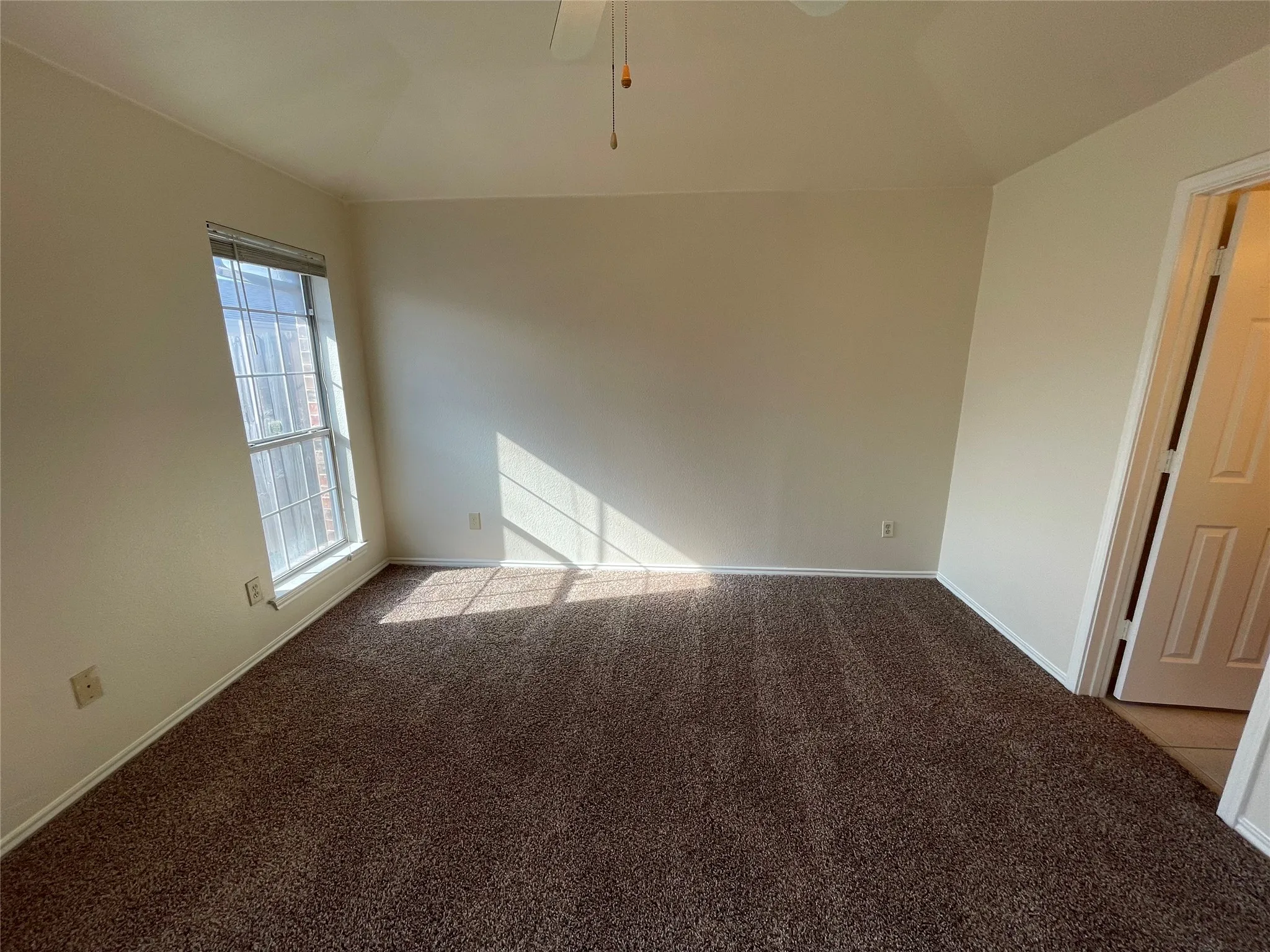 Duplex For Rent in Dallas County , 4920 Morningside Drive, Mesquite, Texas 75150, 2 Bedroom, 2 Bathroom, Garage spaces, 1,174 Sqft, built in 2003, mls#21378129, Real Estate Agent in Mesquite, Homes For Rent in Dallas county, Homes For Rent in Mesquite, Realtor in Mesquite Texas, Real Estate Brokerage Independent Realty Texas, Luminita Cordes Realtor