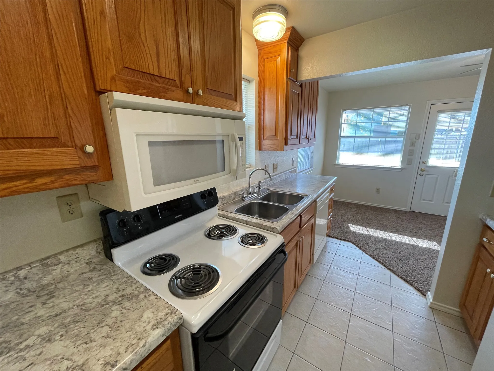Duplex For Rent in Dallas County , 4920 Morningside Drive, Mesquite, Texas 75150, 2 Bedroom, 2 Bathroom, Garage spaces, 1,174 Sqft, built in 2003, mls#21378129, Real Estate Agent in Mesquite, Homes For Rent in Dallas county, Homes For Rent in Mesquite, Realtor in Mesquite Texas, Real Estate Brokerage Independent Realty Texas, Luminita Cordes Realtor
